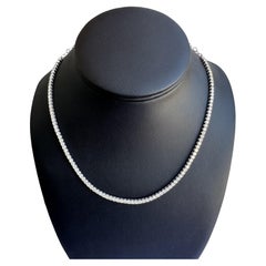 Luxurious 14kt White Gold Diamond Tennis Choker Necklace - 6.55ct, Adjustable