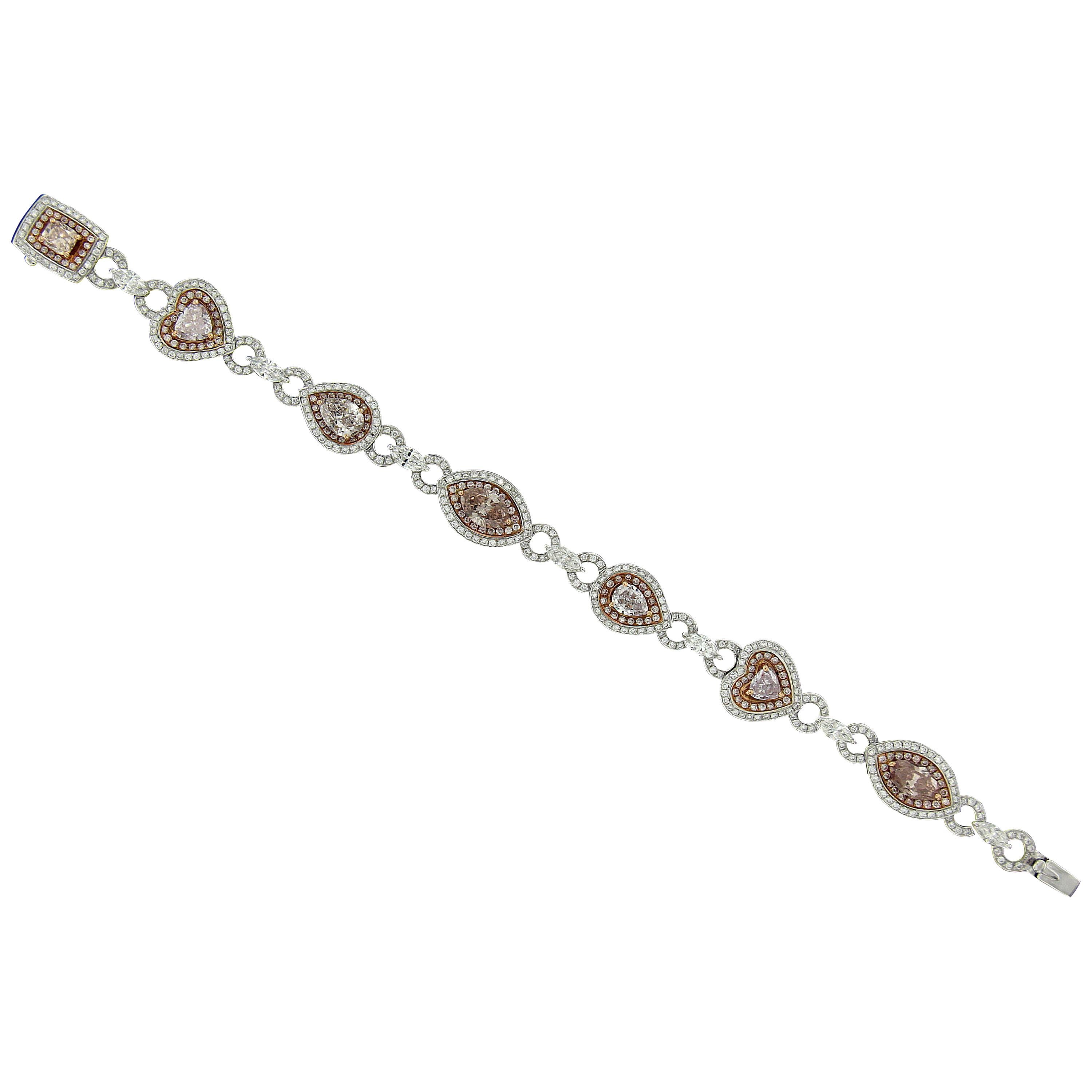 Luxurious 18 Karat White and Pink Gold, Platinum and Pink Diamond Bracelet For Sale