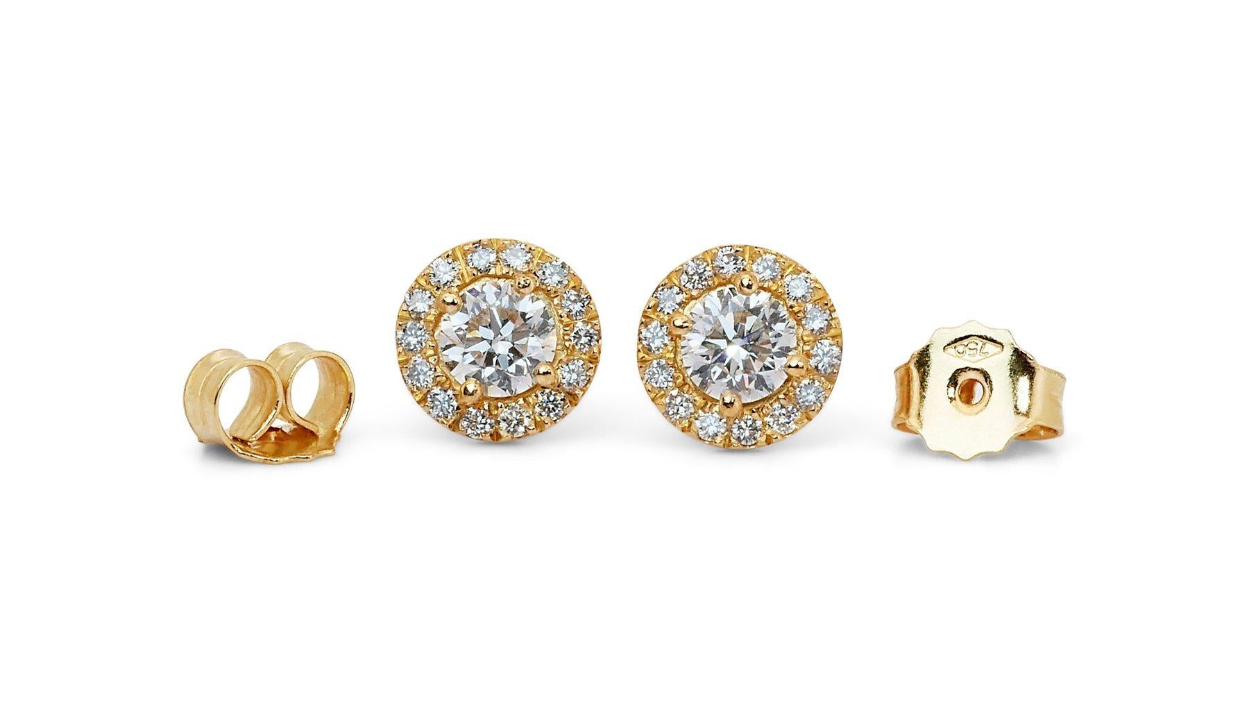 Luxurious 18 kt. Gold Earrings with 2.24 ct Natural Diamond - GIA Certificate For Sale 5