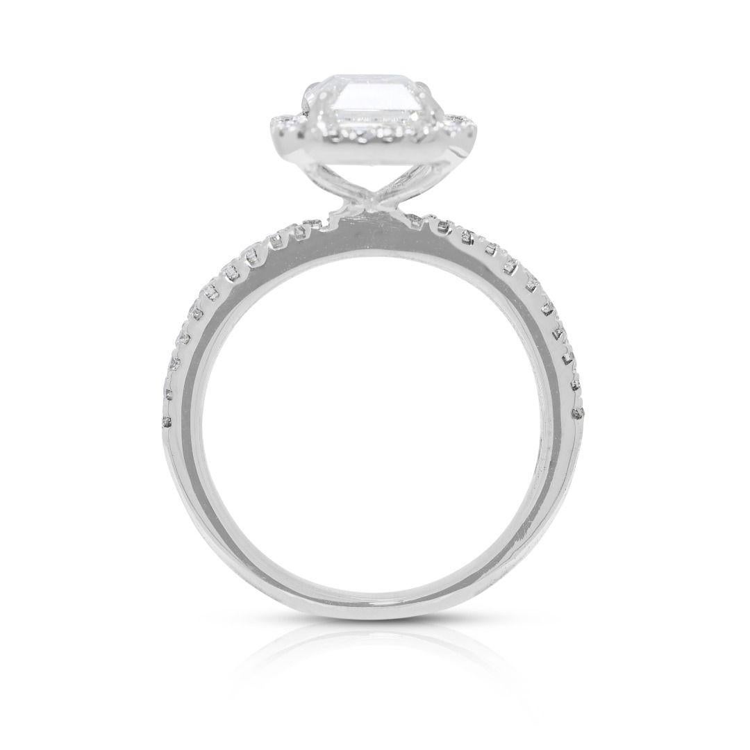 Luxurious 1.86ct Natural Diamond Halo Pave Ring in 18K White Gold by MOUAWAD en venta 3