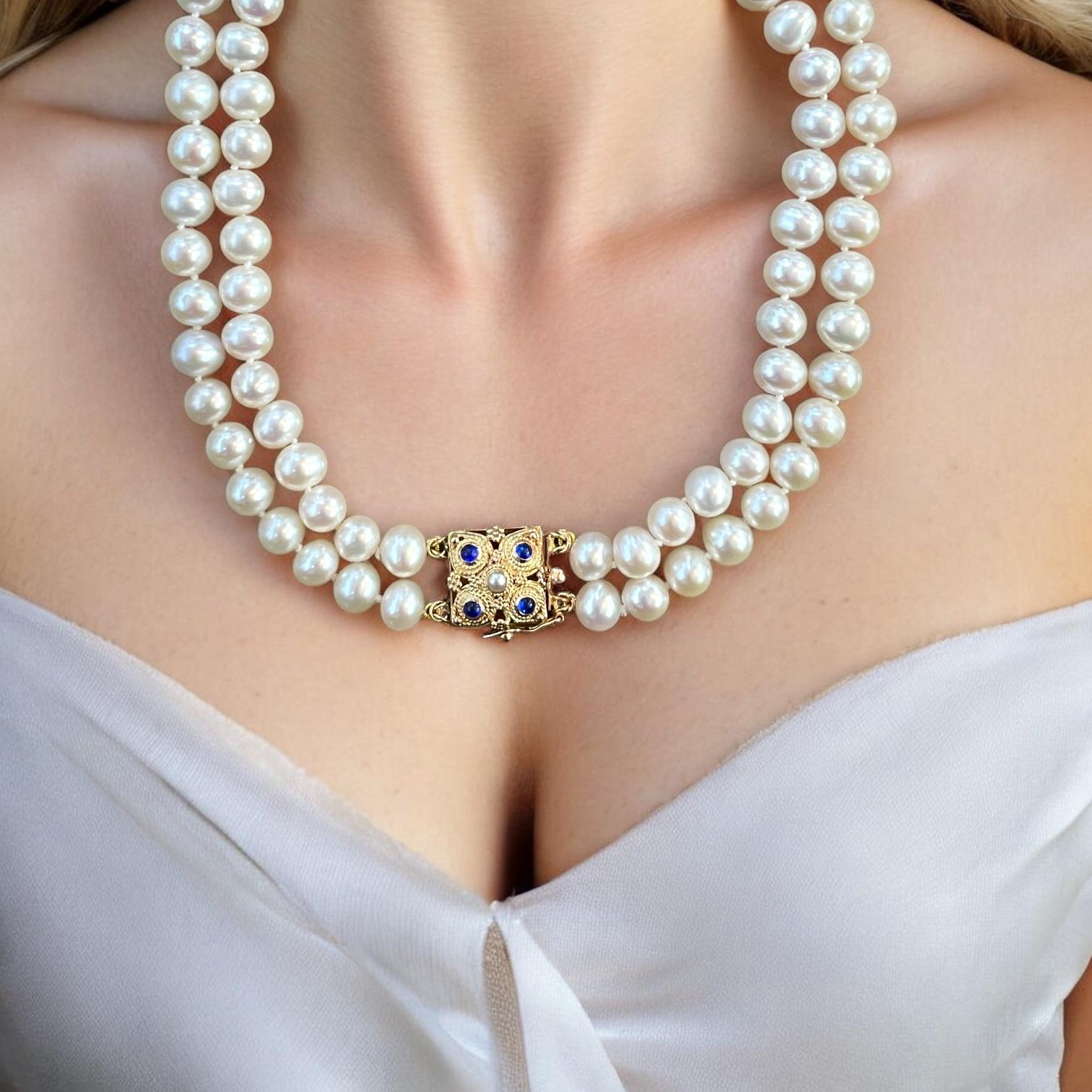 Luxurious 18K Gold Pearl Necklace with Stunning Sapphire Clasp For Sale ...