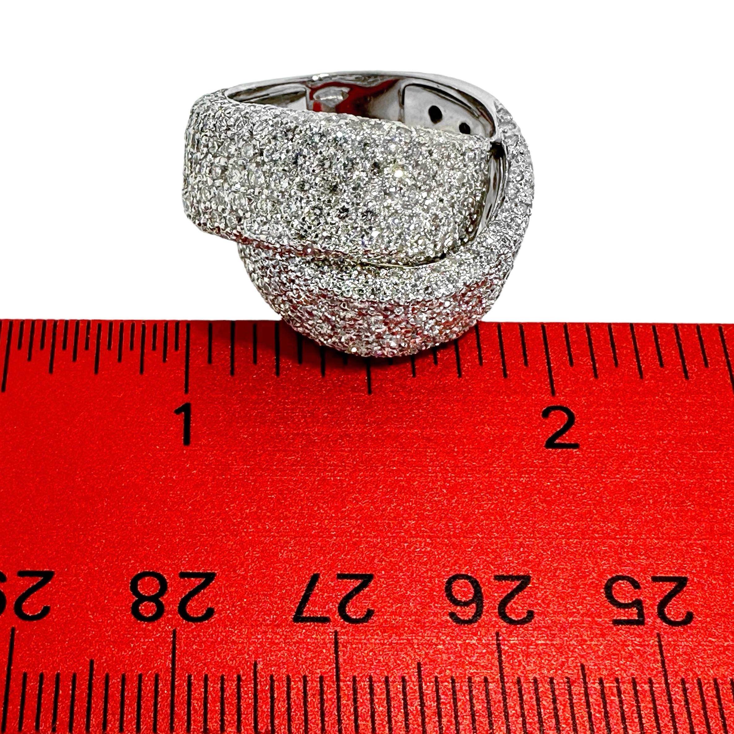 Luxurious 18K White Gold & Diamond Encrusted Bypass Dome Ring with Italian Flair For Sale 2