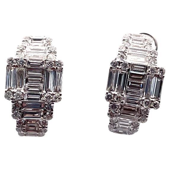 Luxurious 18k White Gold Diamond Huggies Earrings For Sale
