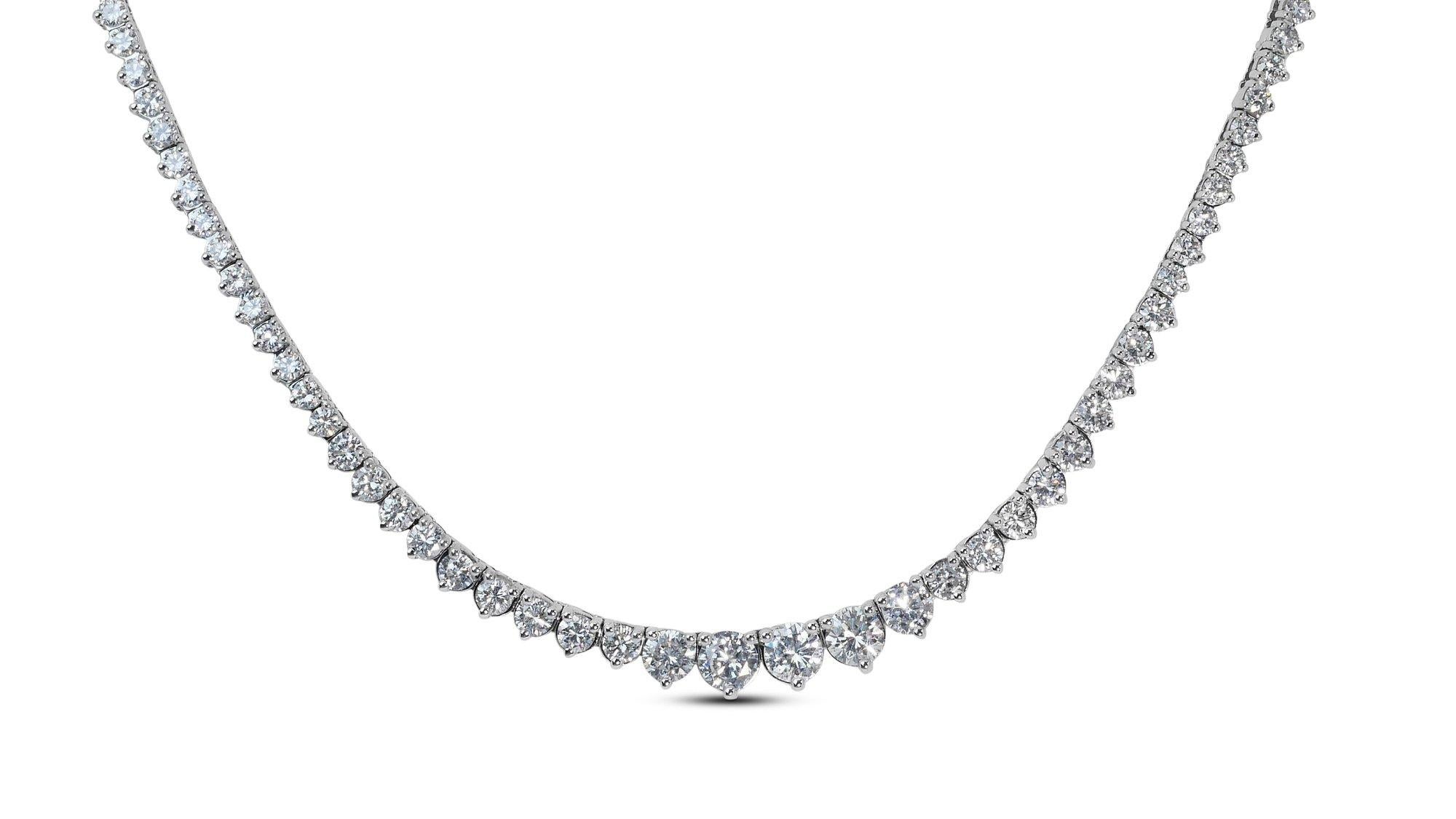 Luxurious 18k White Gold Diamond Necklace w/7.63 ct - IGI Certified For Sale 1