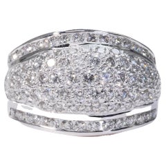 Luxurious 18K White gold Dome Ring with 1.50 ct Natural Diamond -IGI Certificate