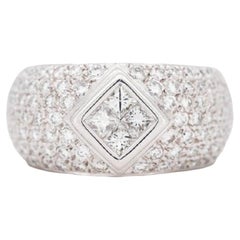 Luxurious 18K White Gold Dome Ring with 1.90 ct Natural Diamonds, NGI cert