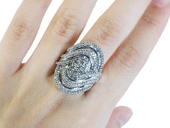 Luxueuse bague dme en or blanc 18 carats avec 4,00 carats de diamants naturels