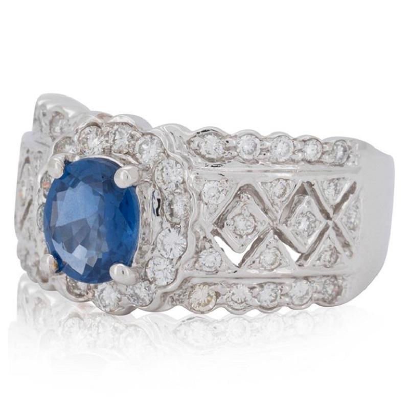 Oval Cut Luxurious 18K White Gold Halo Ring with 0.55 Ct Natural Sapphire and Diamonds For Sale