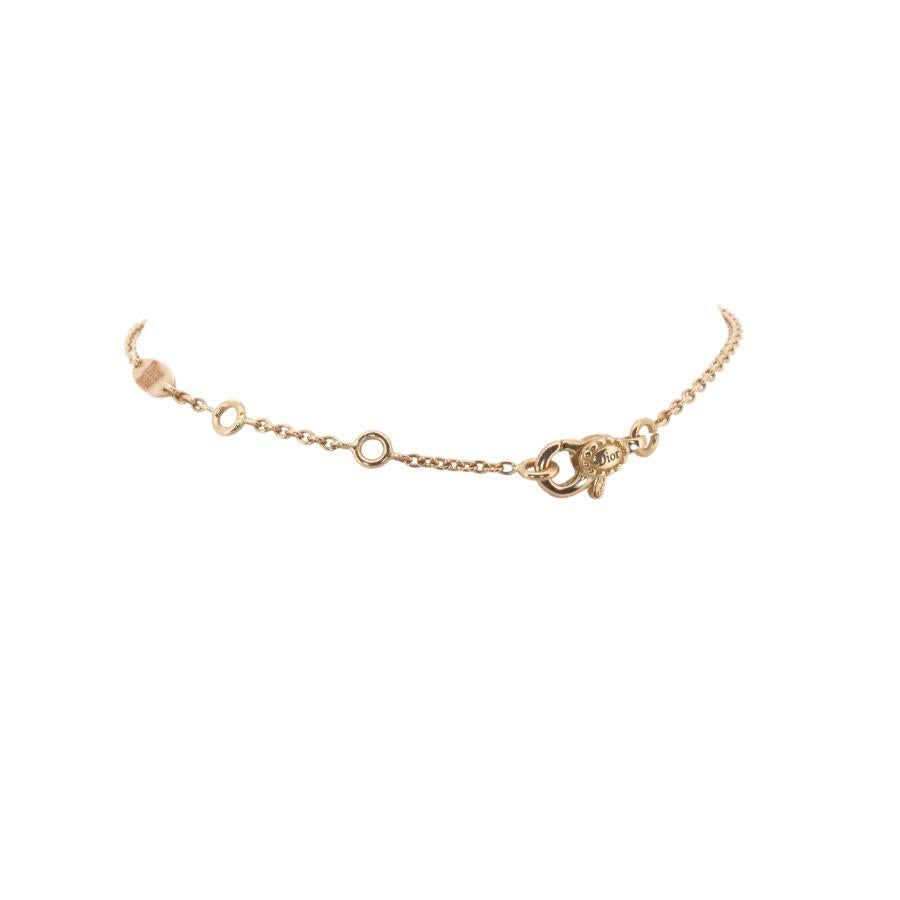 Bracelet étoile luxueux en or jaune 18 carats avec 0,03 carat de diamants naturels en vente 2