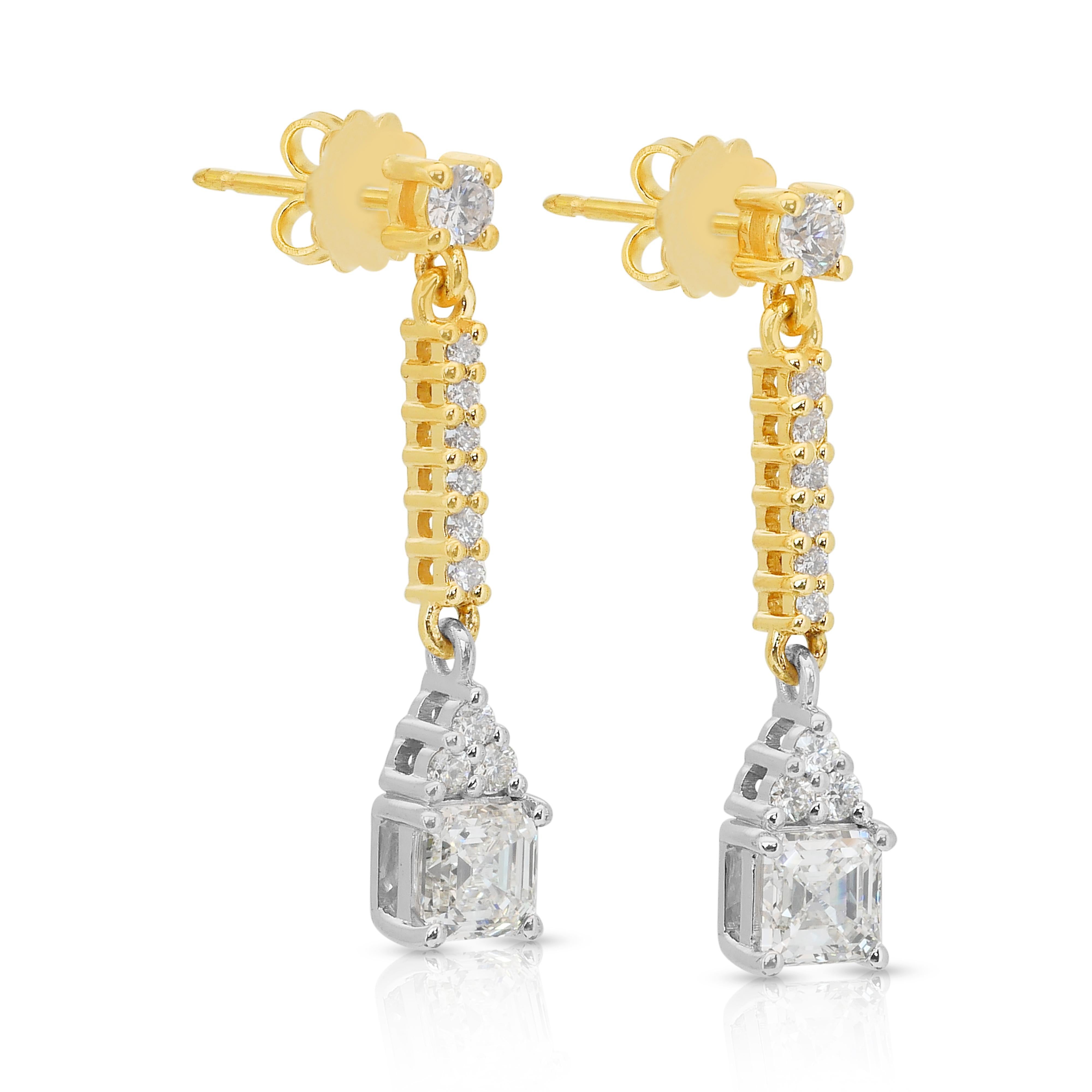 Taille carrée Pendants d'oreilles luxueux en or blanc et jaune 18 carats et 2,16 carats de diamants en vente