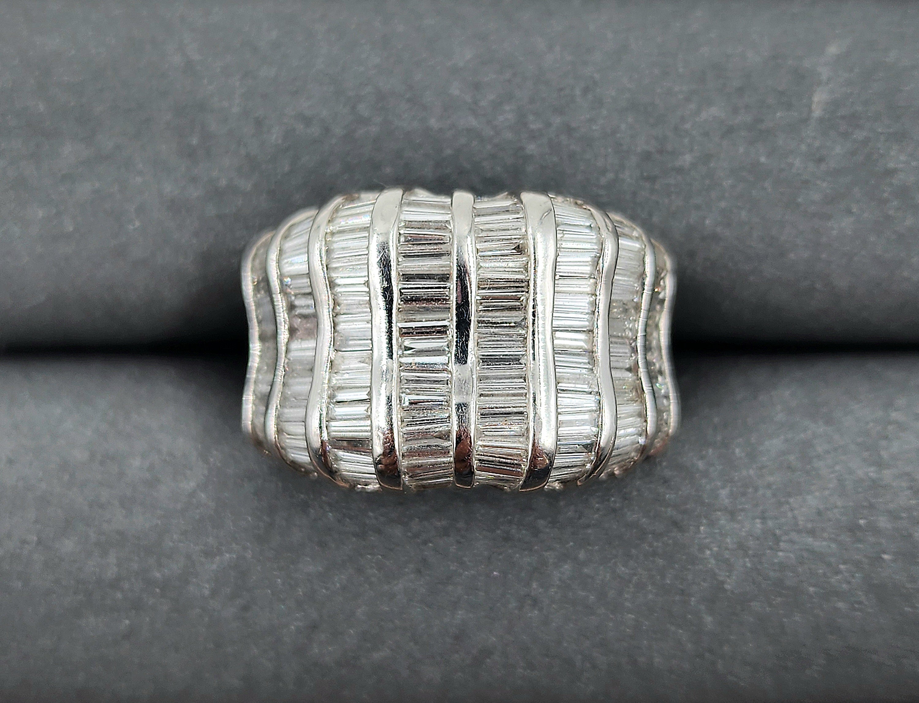 Anello con diamante da 3,48 carati