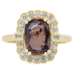 Luxuriöser 3,53 Karat Granat und Diamanten Cluster-Ring aus 14k Gelbgold - GIA