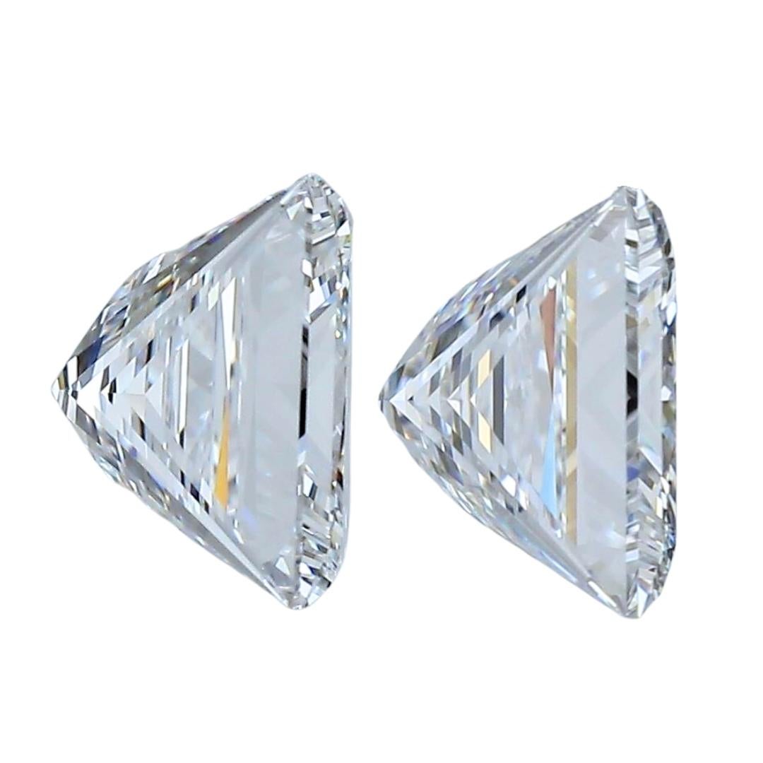 Women's Luxurious 4.02ct Ideal Cut Pair of Diamonds - GIA Certified