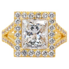 Luxurious 4.04ct Diamonds Halo Ring in 18k Yellow Gold - IGI Certified