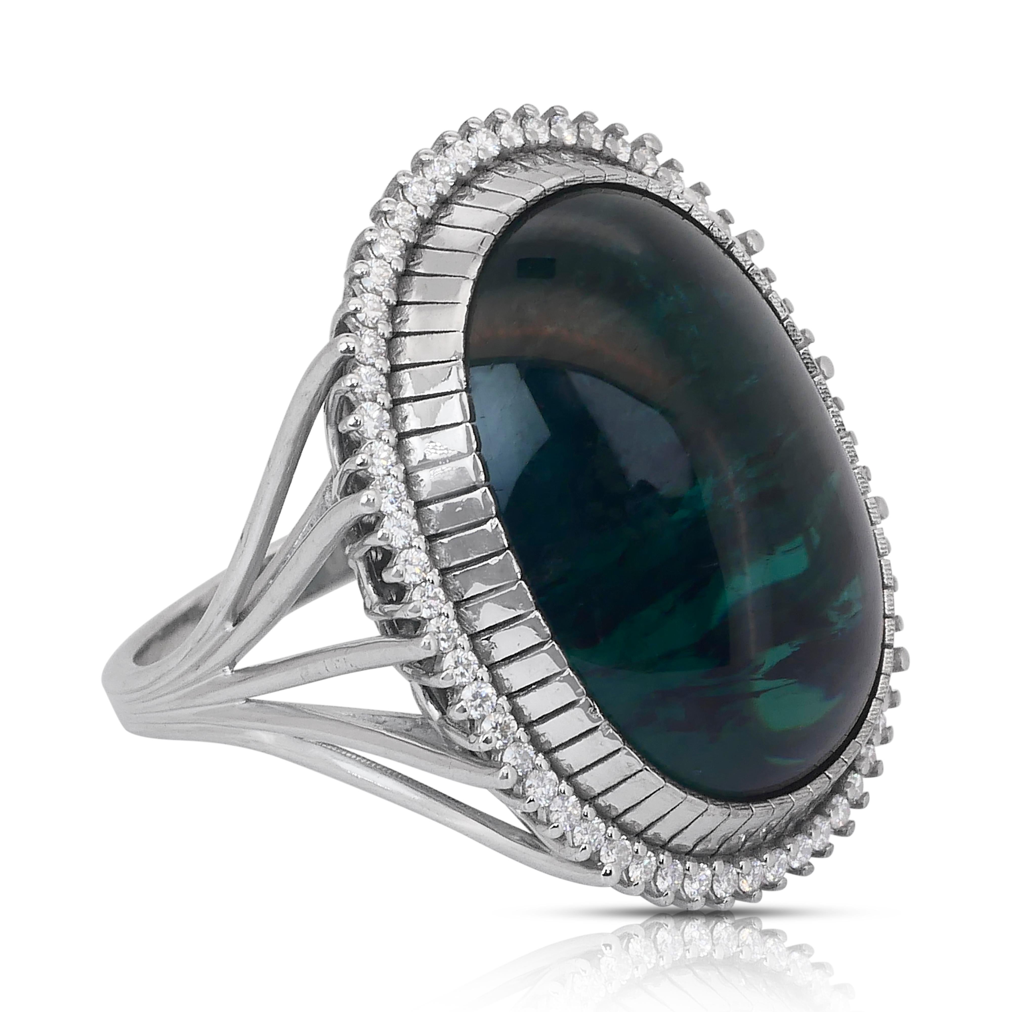 Luxuriöser 43,51 Karat Turmalin und Diamanten Halo Cocktail-Ring aus 18 Karat Weißgold (Kissenschliff) im Angebot