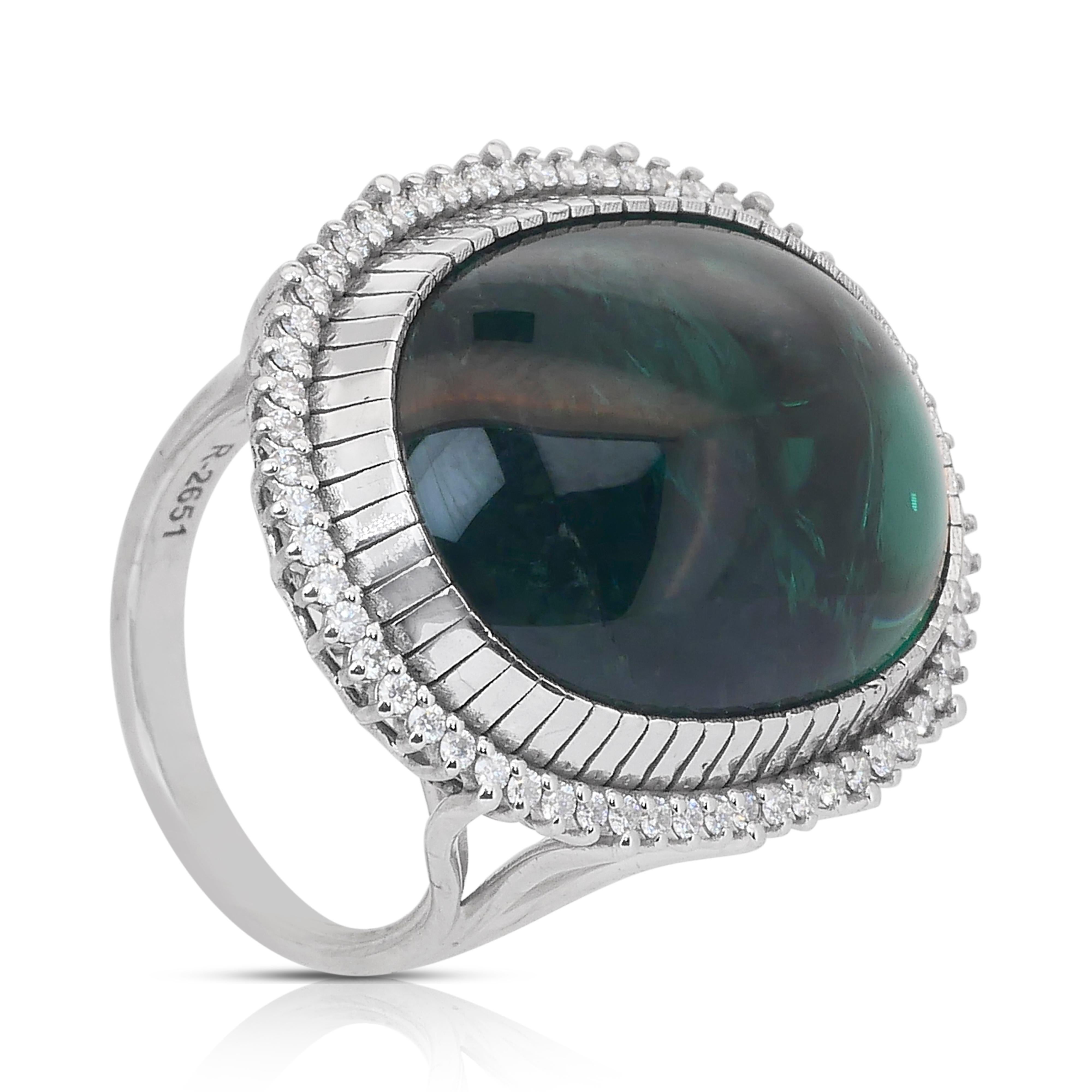 Luxuriöser 43,51 Karat Turmalin und Diamanten Halo Cocktail-Ring aus 18 Karat Weißgold im Angebot 4