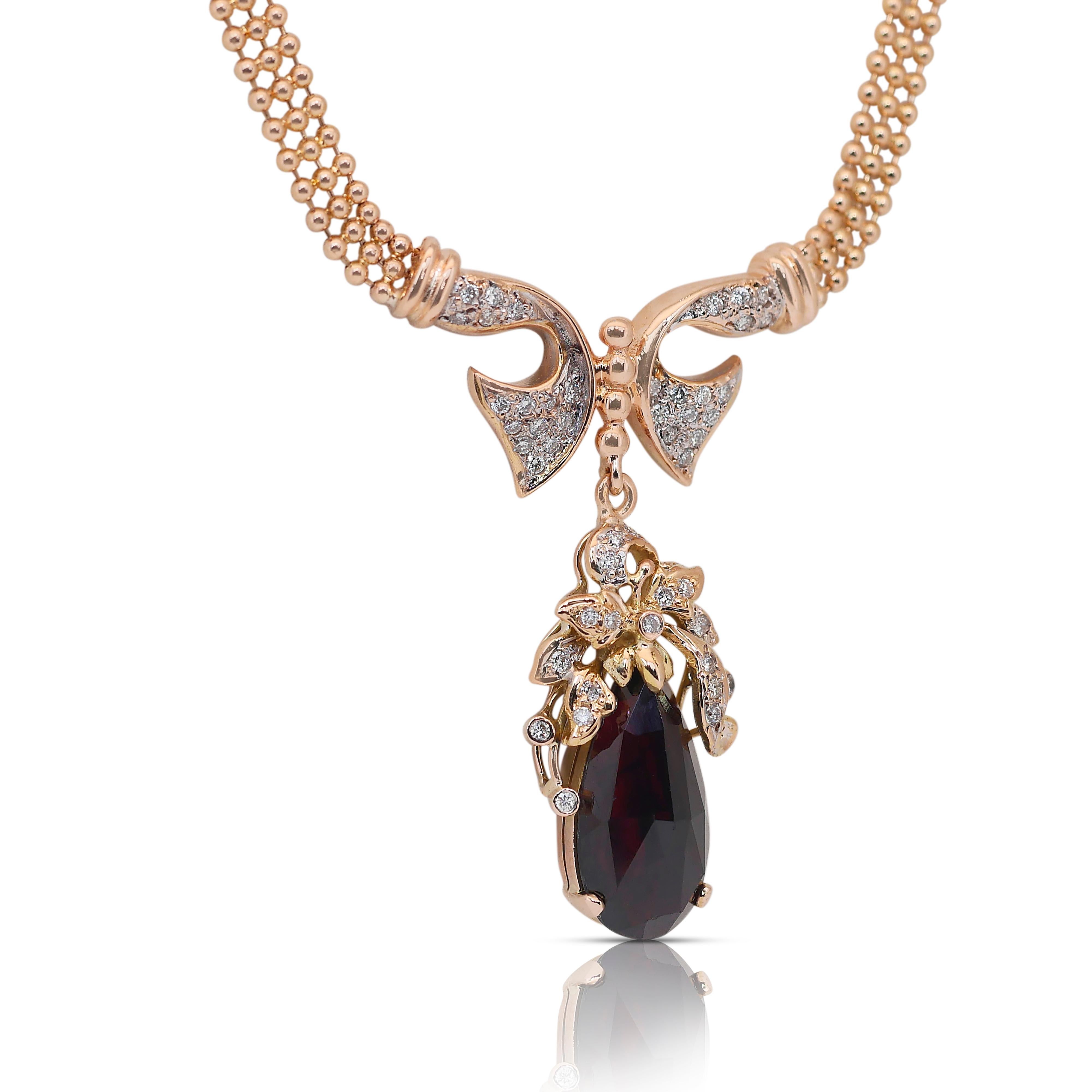 Luxurious 5.60ct Garnet and Diamonds Necklace with Pendant in 18k Yellow Gold 4