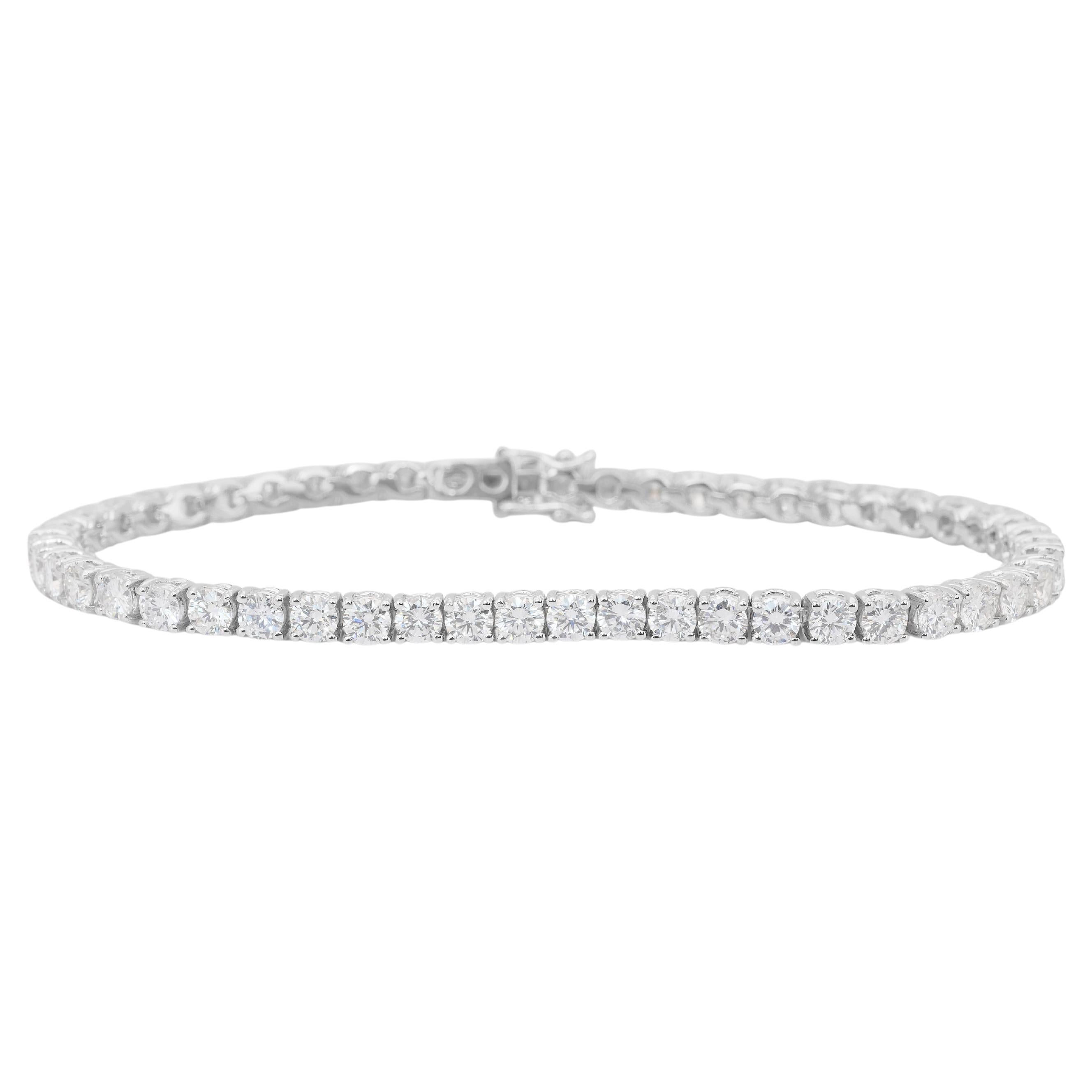 Luxurious 7.35ct Diamonds Tennis Bracelet in 18k White Gold - IGI Certified
