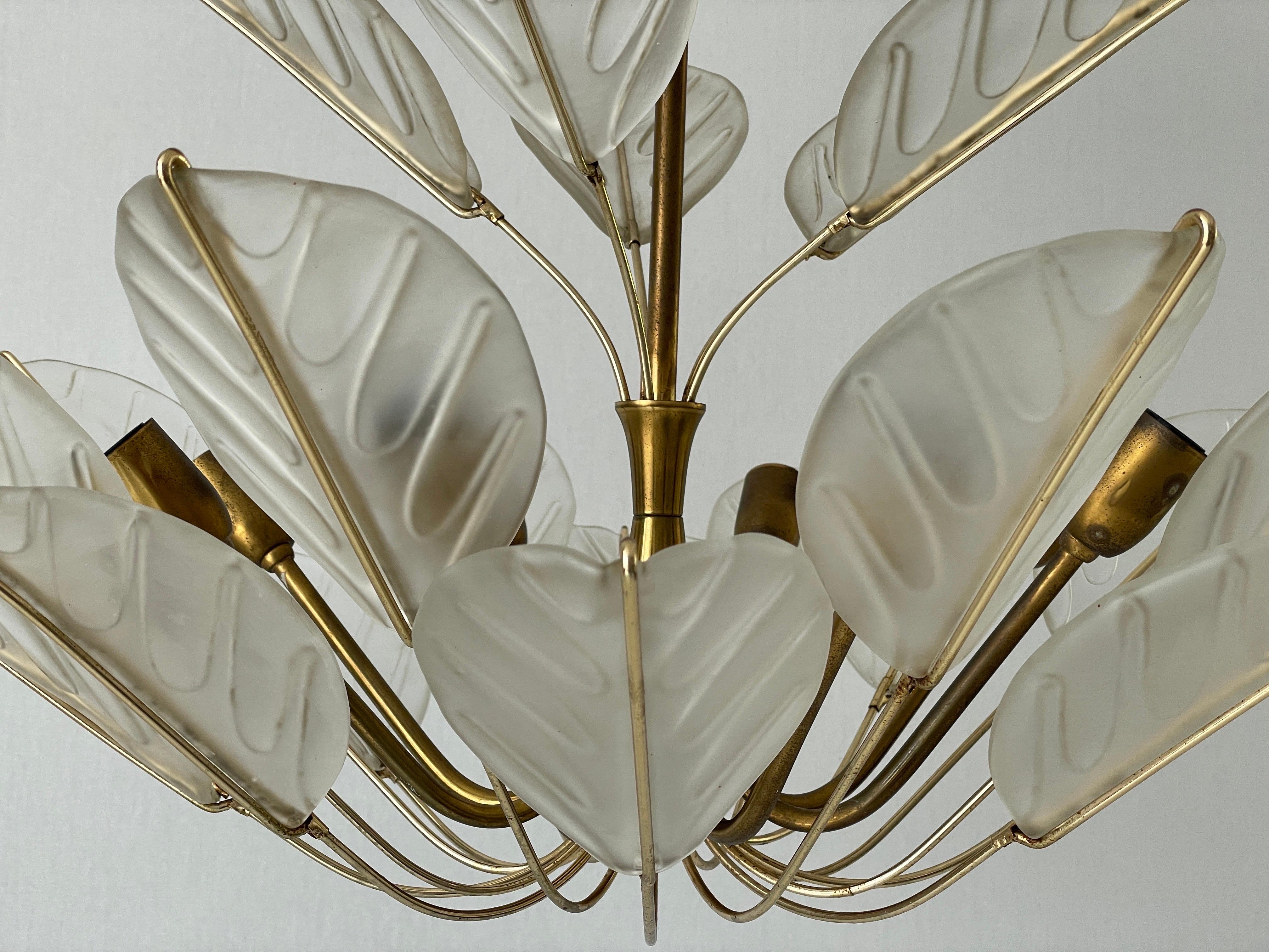 Luxurious 8-armed Brass Chandelier with Crystal Glass Leaves, 1960s, Germany For Sale 6