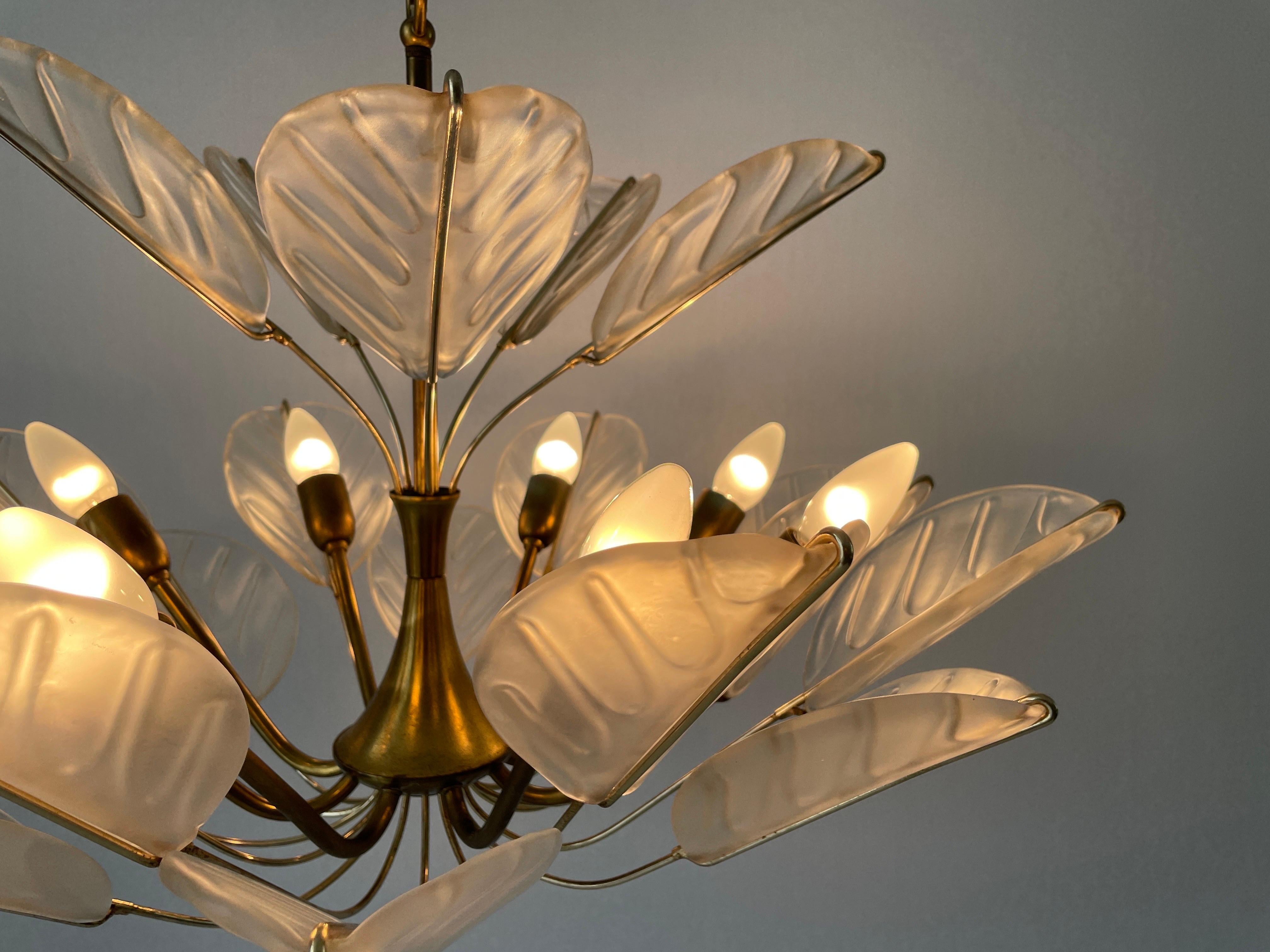 Luxurious 8-armed Brass Chandelier with Crystal Glass Leaves, 1960s, Germany For Sale 14