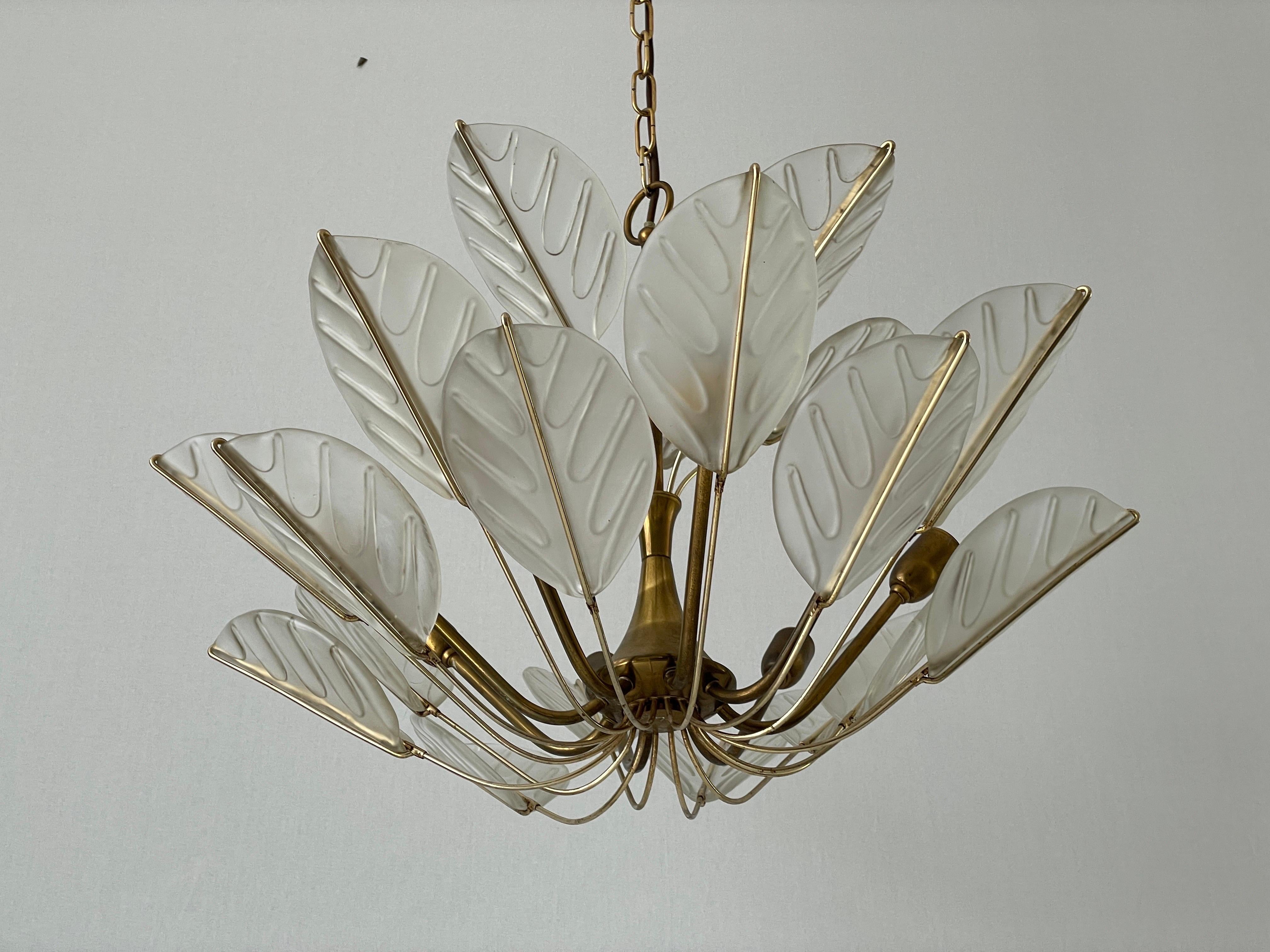 Mid-Century Modern Luxurious 8-armed Brass Chandelier with Crystal Glass Leaves, 1960s, Germany For Sale
