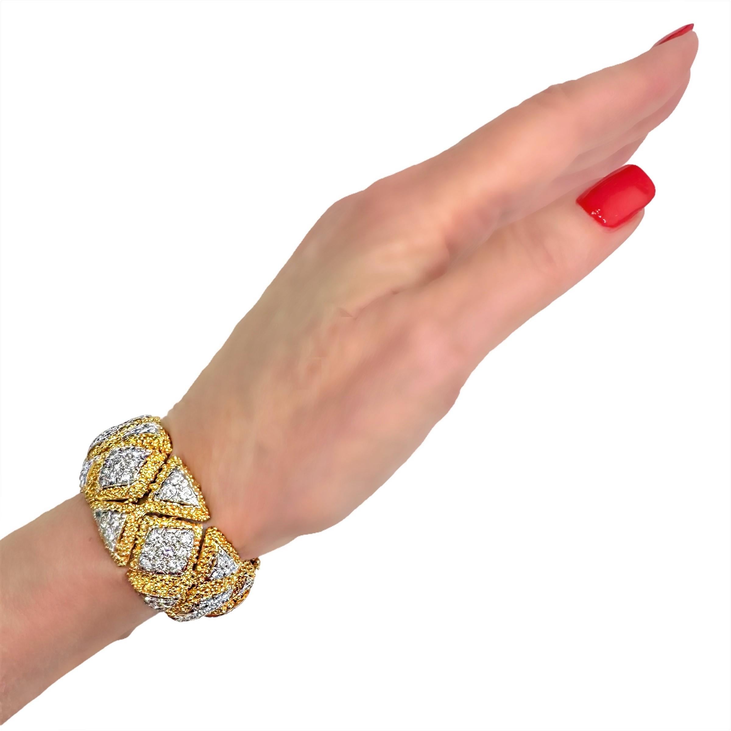 Luxurious American 1960s Bombe 18k Yellow Gold and Diamond Cocktail Bracelet For Sale 4