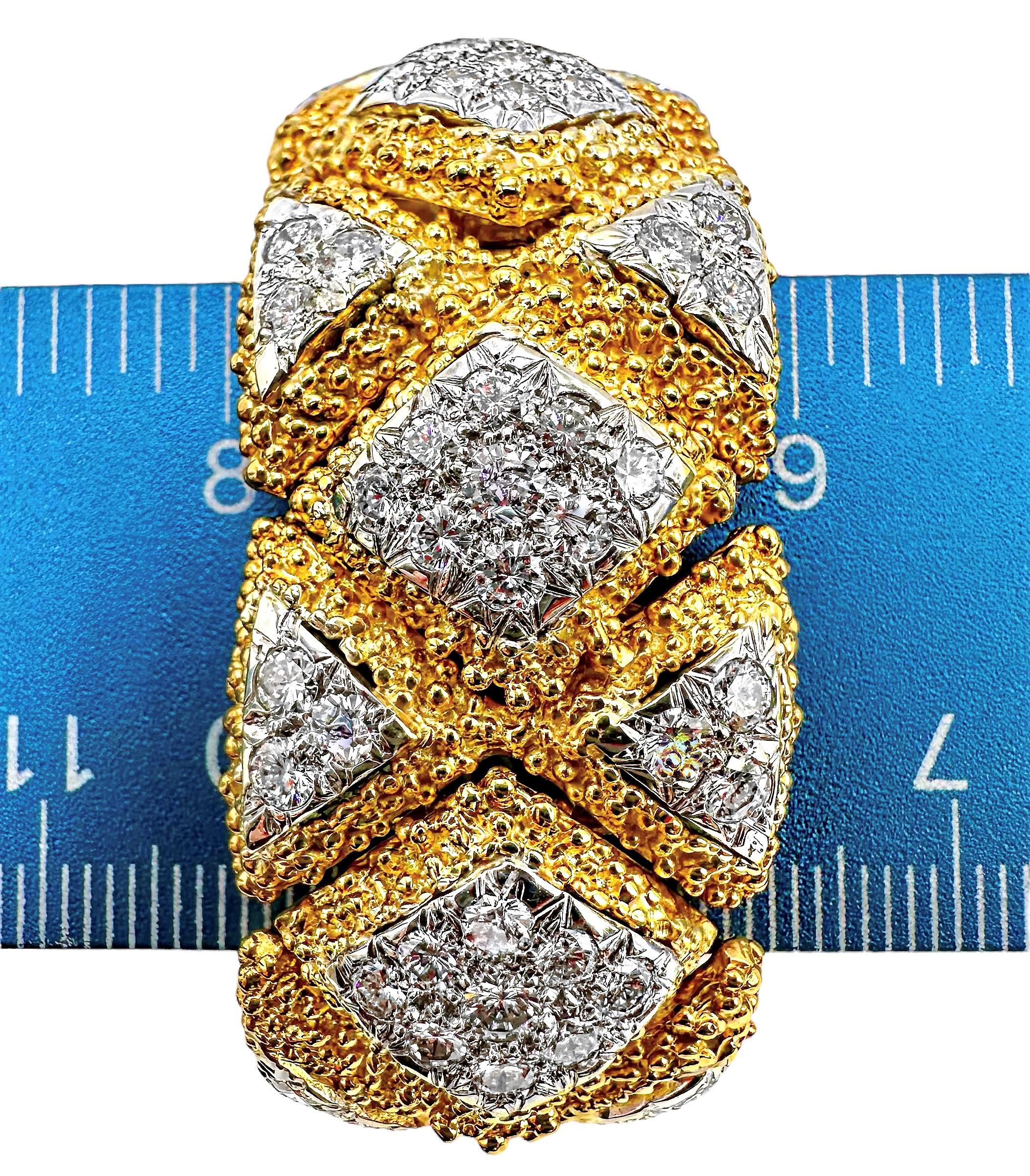 Luxurious American 1960s Bombe 18k Yellow Gold and Diamond Cocktail Bracelet In Good Condition For Sale In Palm Beach, FL