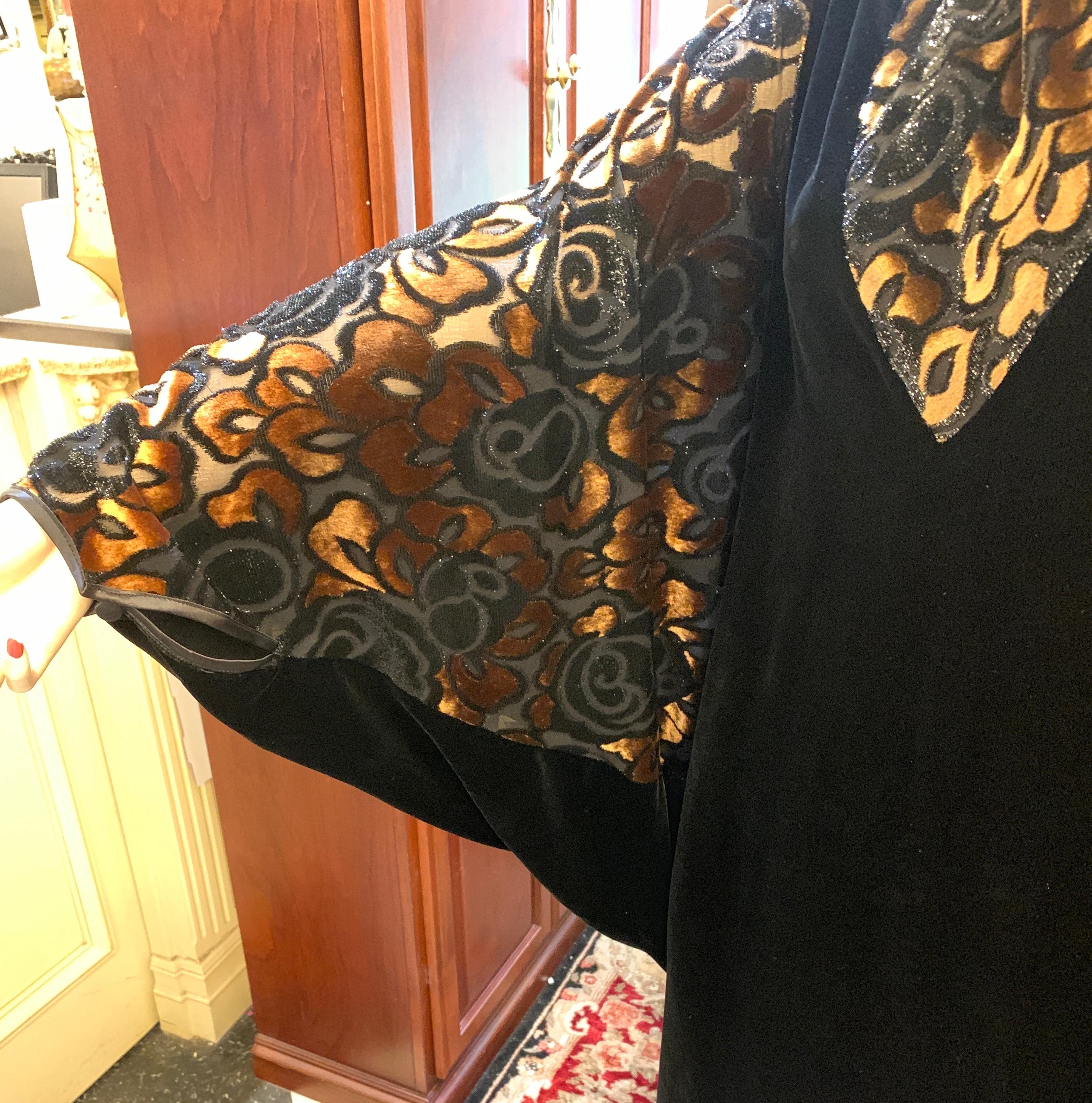 Luxurious APROPOS Black and Gold Silk Velvet Cocoon Dress Vintage 1980s Art Deco 9