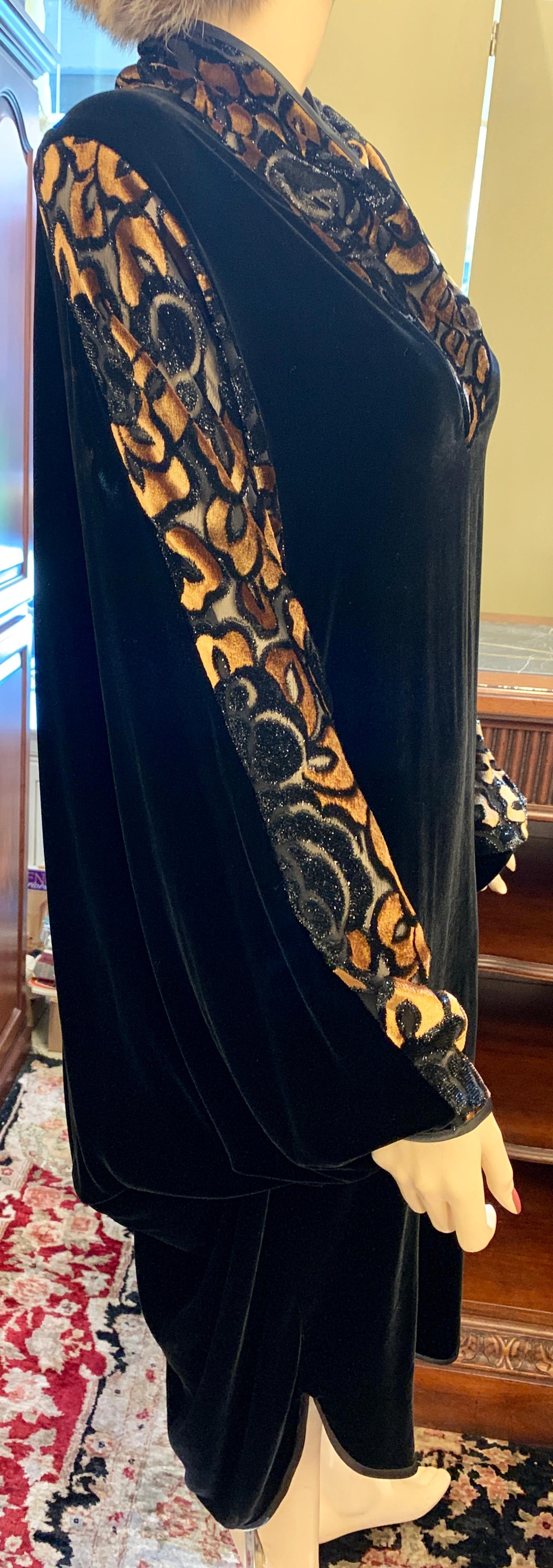 Luxurious APROPOS Black and Gold Silk Velvet Cocoon Dress Vintage 1980s Art Deco 2