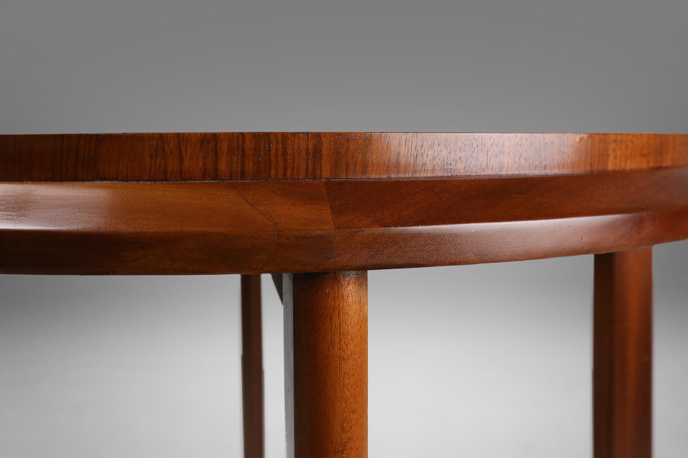 Luxueuse table basse Art déco en placage de bois de racines, France, années 1930 en vente 1
