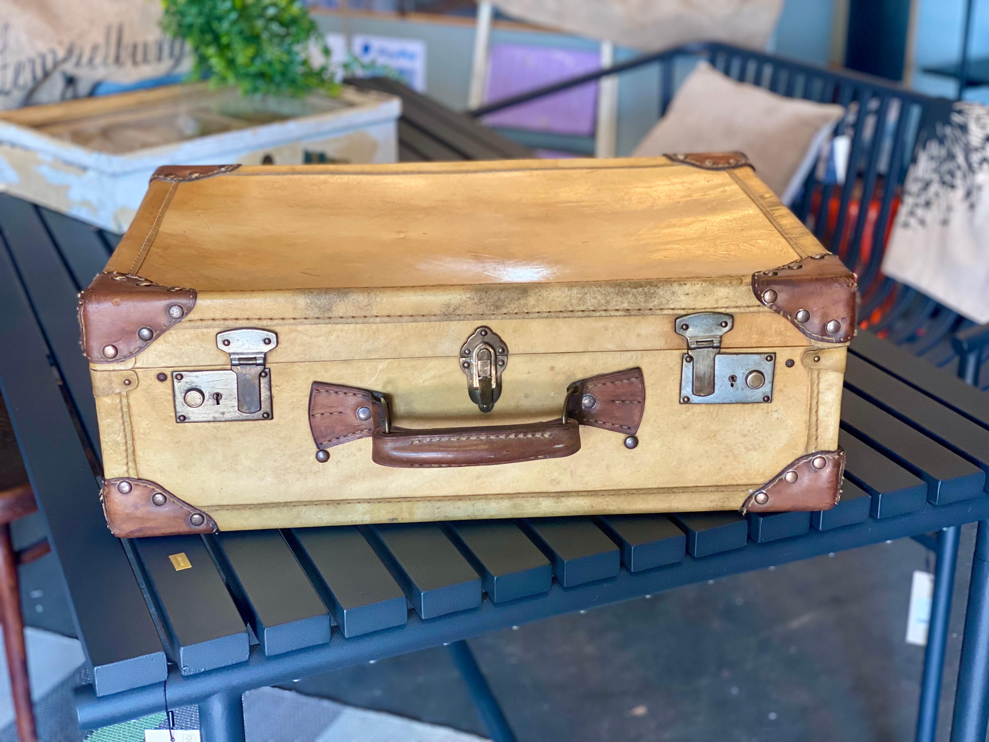 French Luxurious Art Deco Suitcase Made of Light Vellum Leather / Parchment with Rivets For Sale