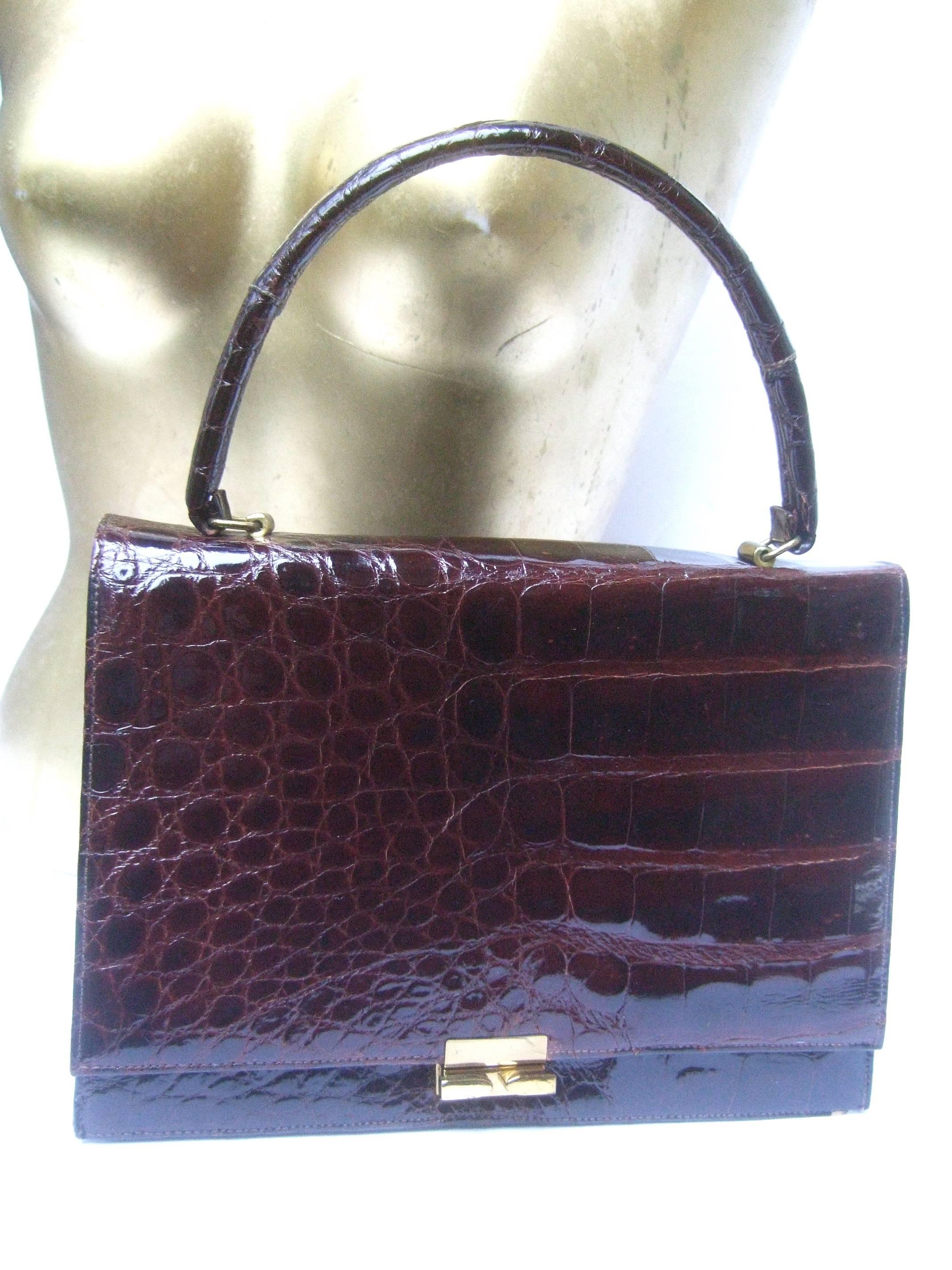 Women's Luxurious Brown Glazed Genuine Alligator Handbag circa 1960