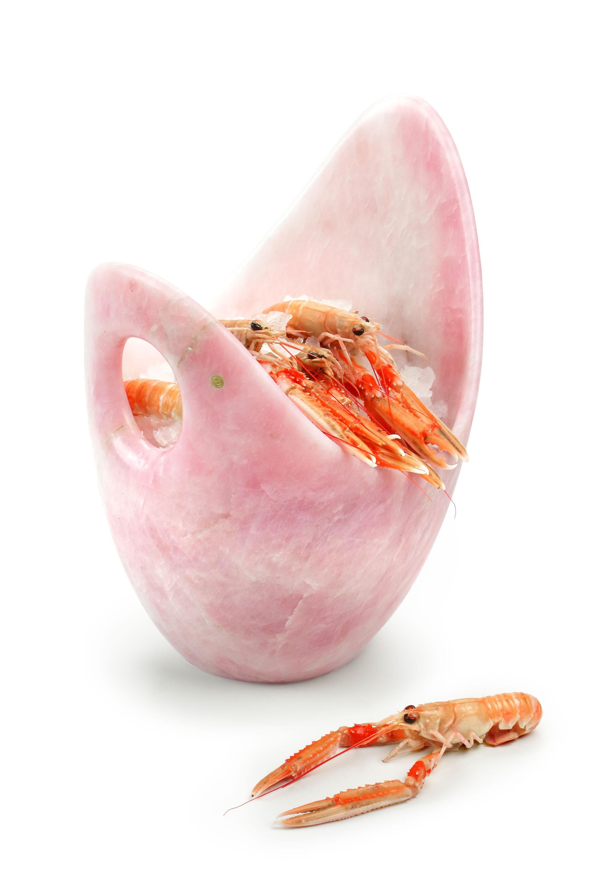 Italiano Secchiello per champagne Vaso refrigerante Vaso in quarzo rosa fatto a mano da collezione Italia in vendita