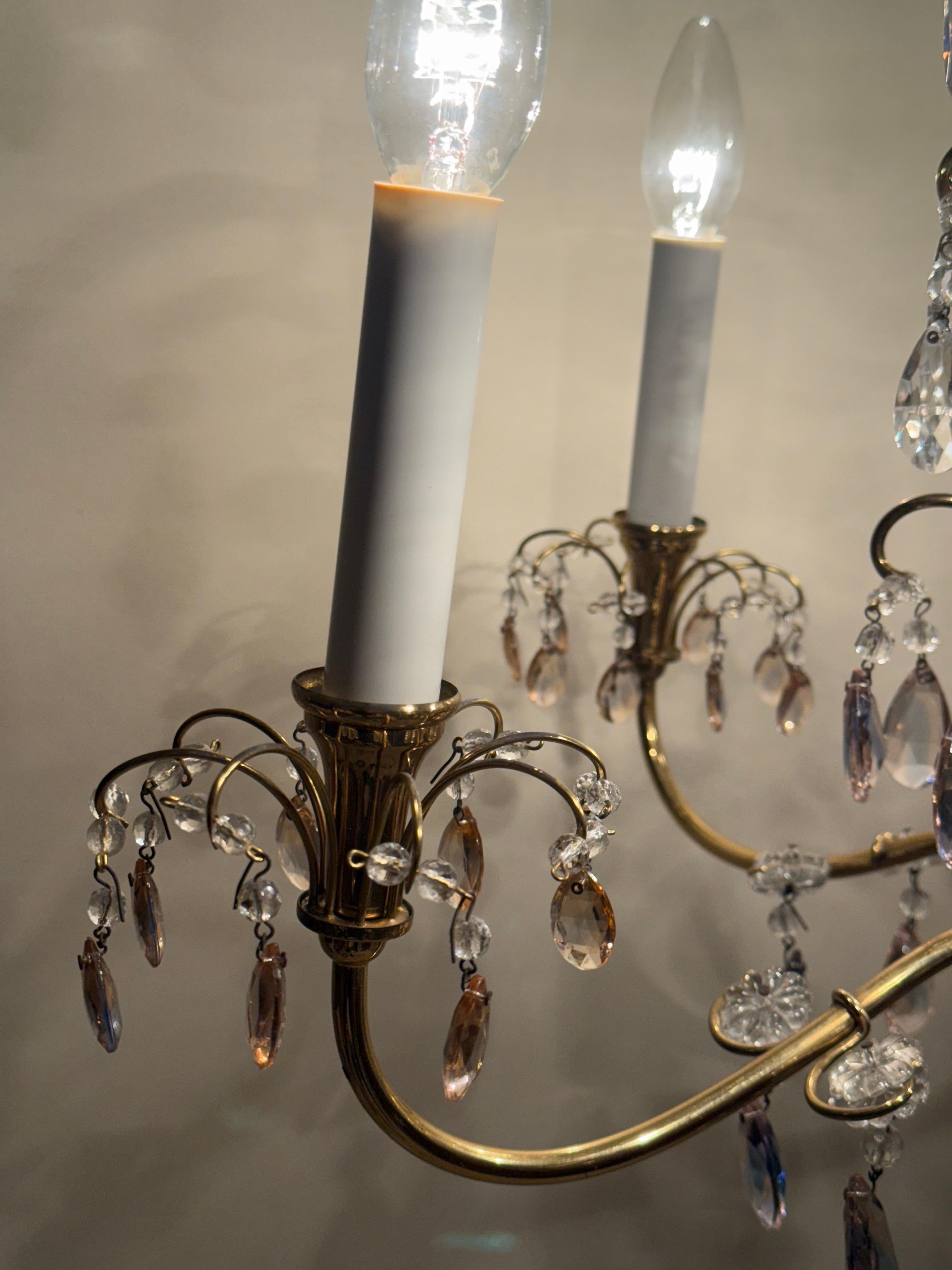 Lussuoso lampadario con cristalli rosa e viola e sfere di cristallo colorate di Palwa in vendita 8