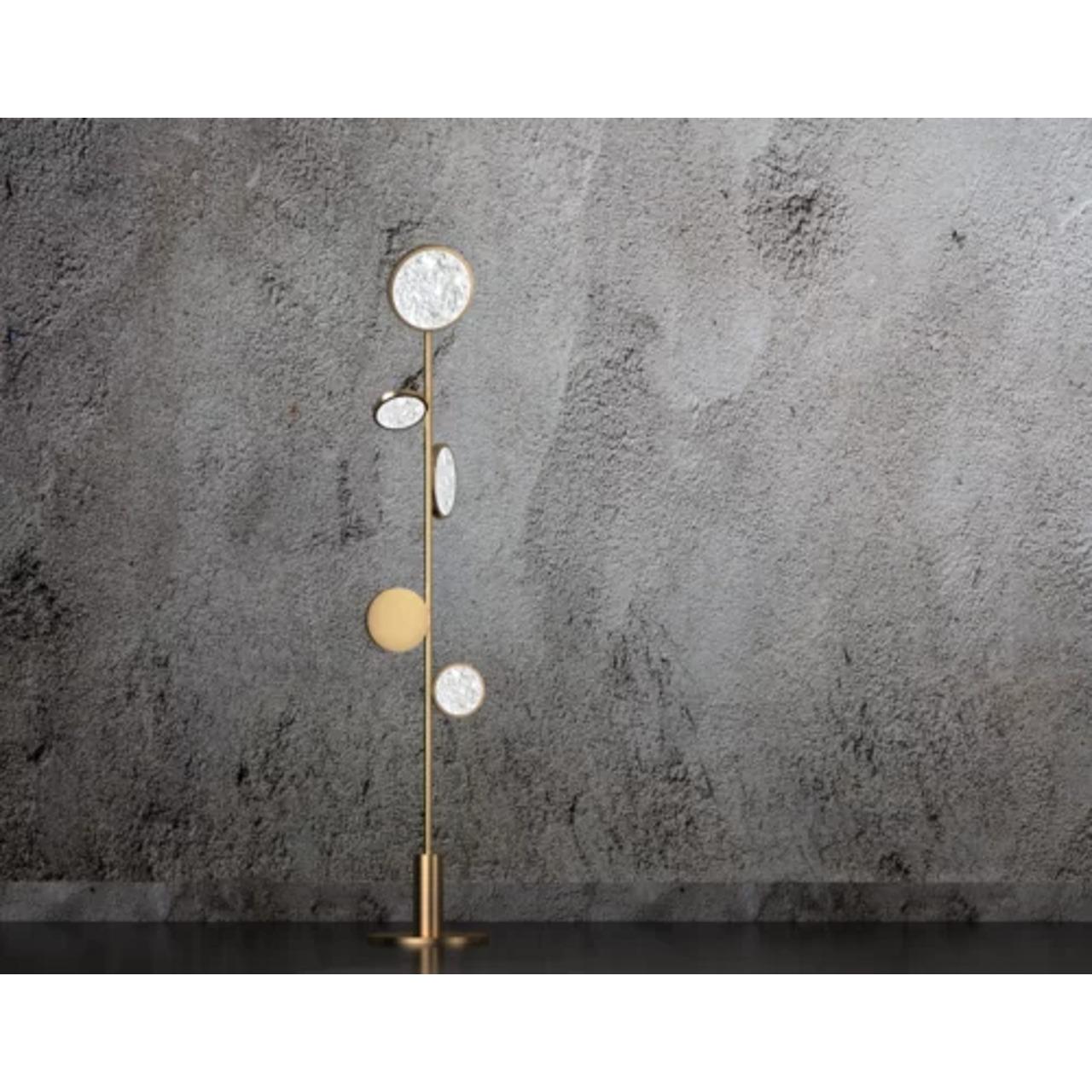 Lampadaire Circles - Luxueux design en laiton et verre pour une Aesthetic Modernity Neuf - En vente à Monroe, NY