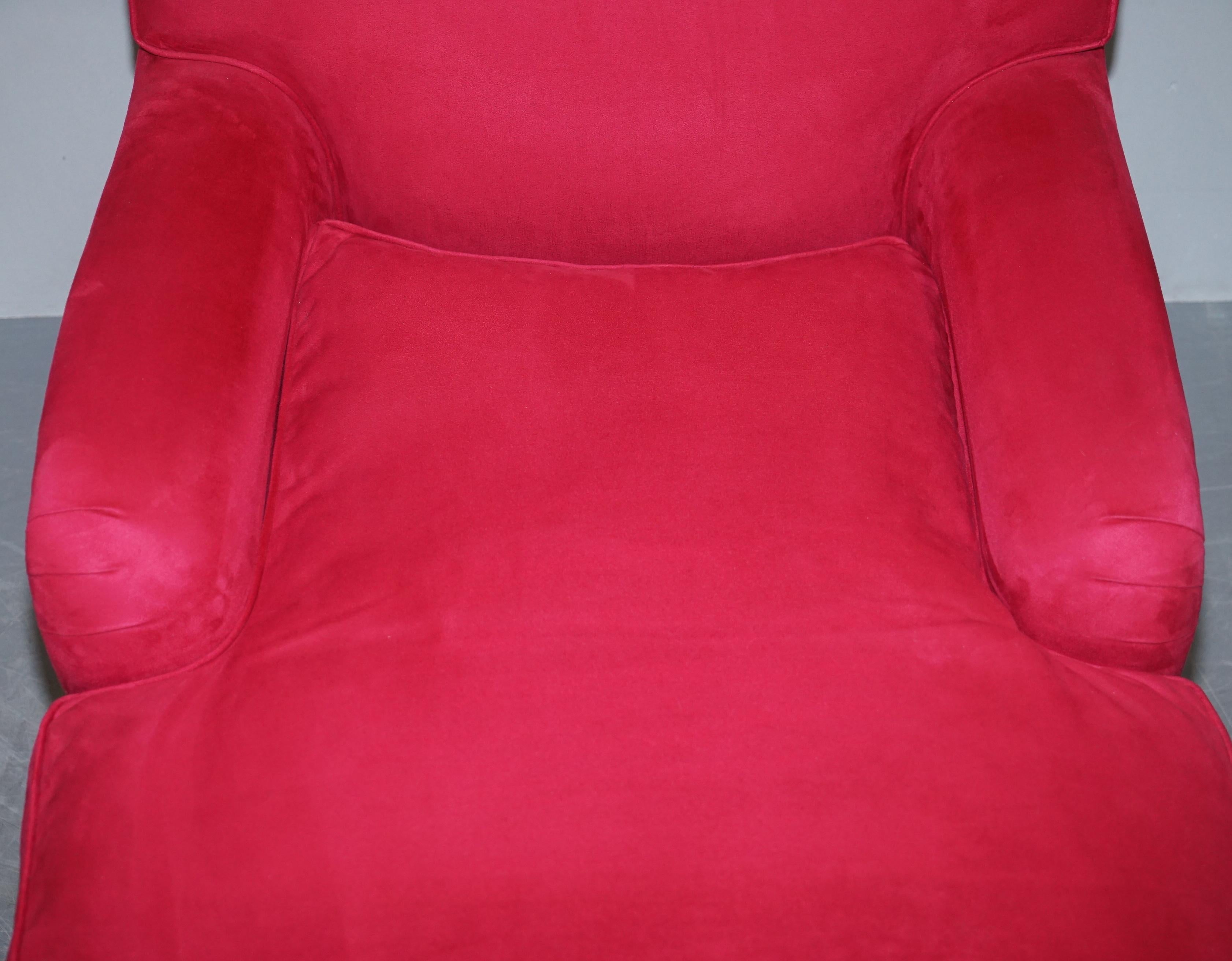 Luxurious Comfortable Red Velvet Signature Scroll Arm Chaise Lounge Armchair 3