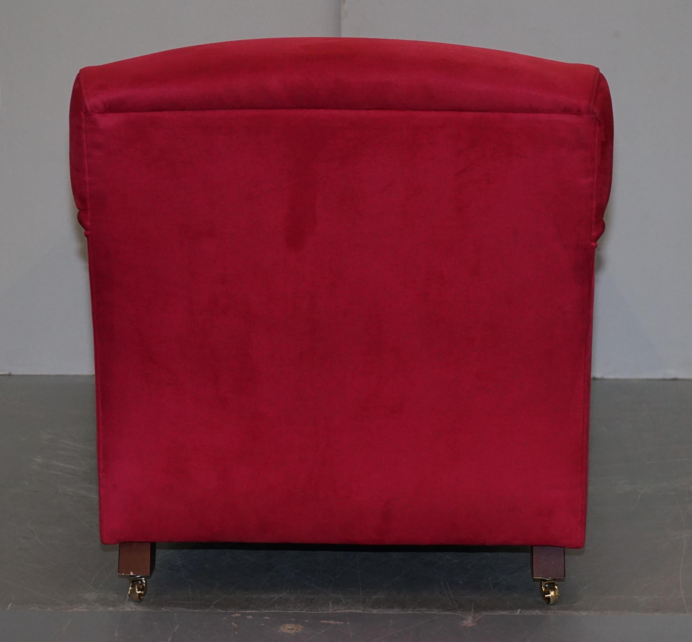 Luxurious Comfortable Red Velvet Signature Scroll Arm Chaise Lounge Armchair 7