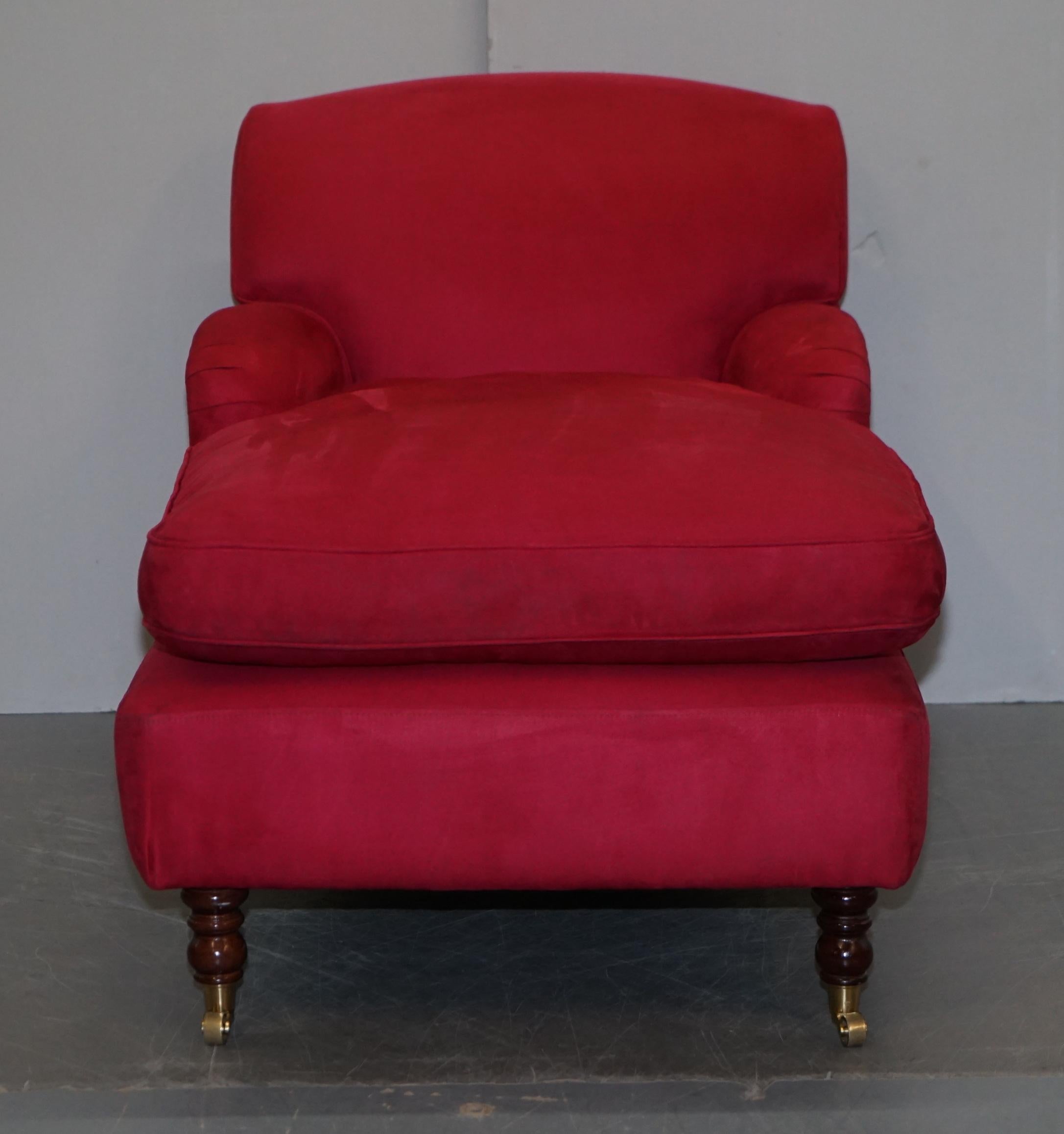 We are delighted to offer for sale this stunning luxurious and exceptionally comfortable red velvet upholstered Signature scroll arm chaise lounge with over stuffed feather filled cushion

A very good looking well made and comfortable chaise, the