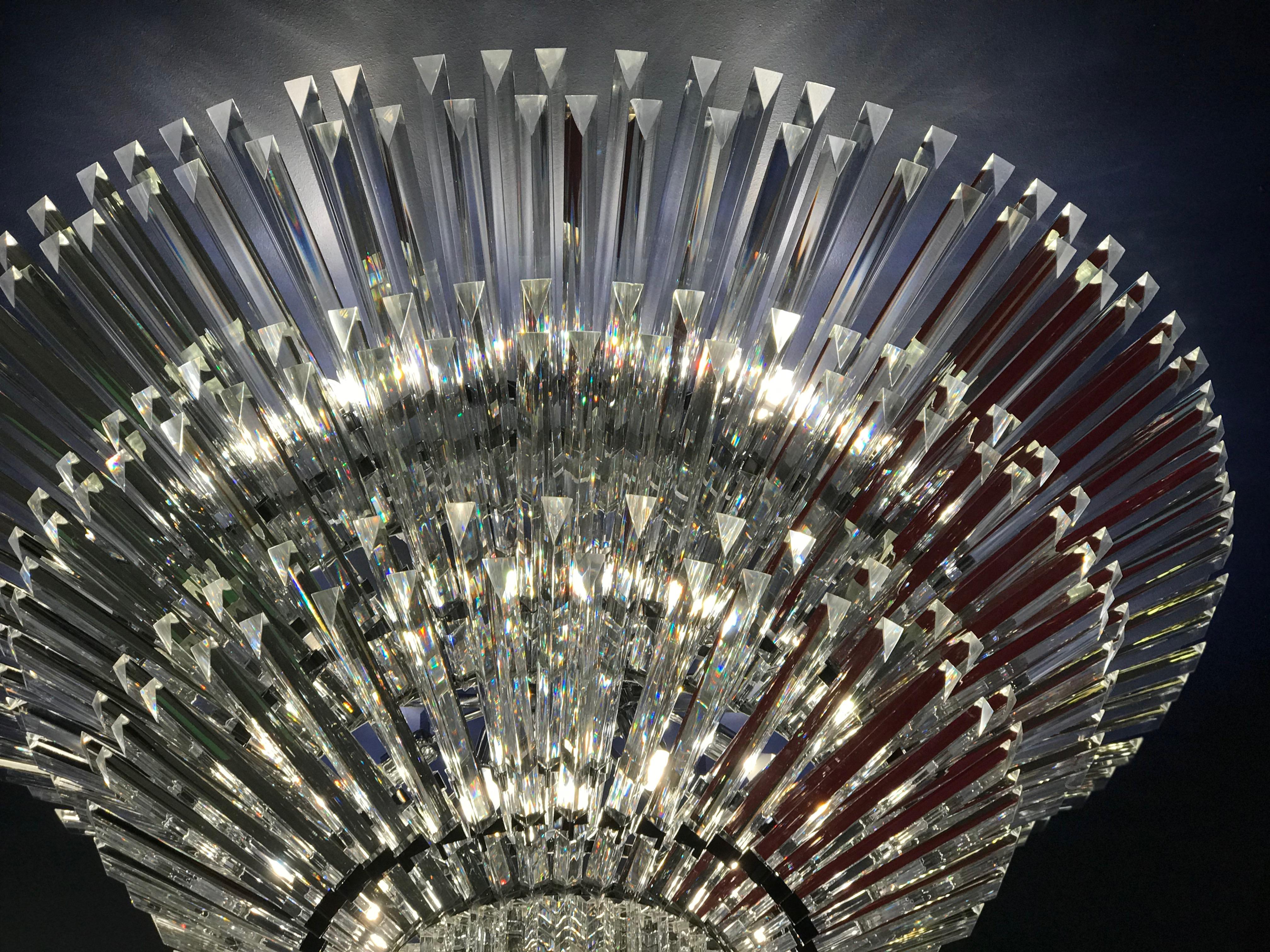 Luxurious Contemporary Italian Murano Glass Triedi Ceiling Light In New Condition In Rome, IT