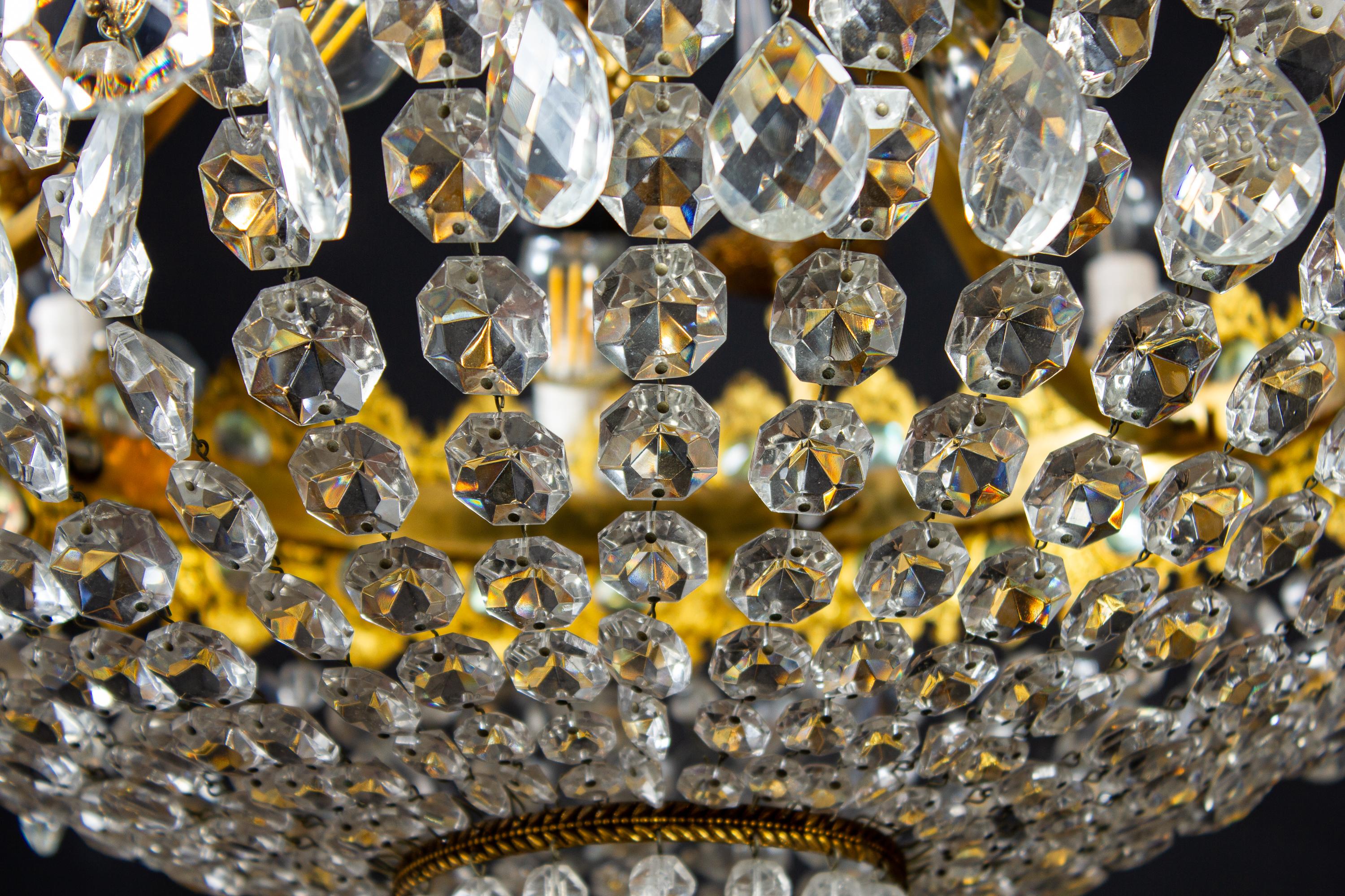 Luxurious Crystal and Brass Chandelier, Italy, 1930 For Sale 7