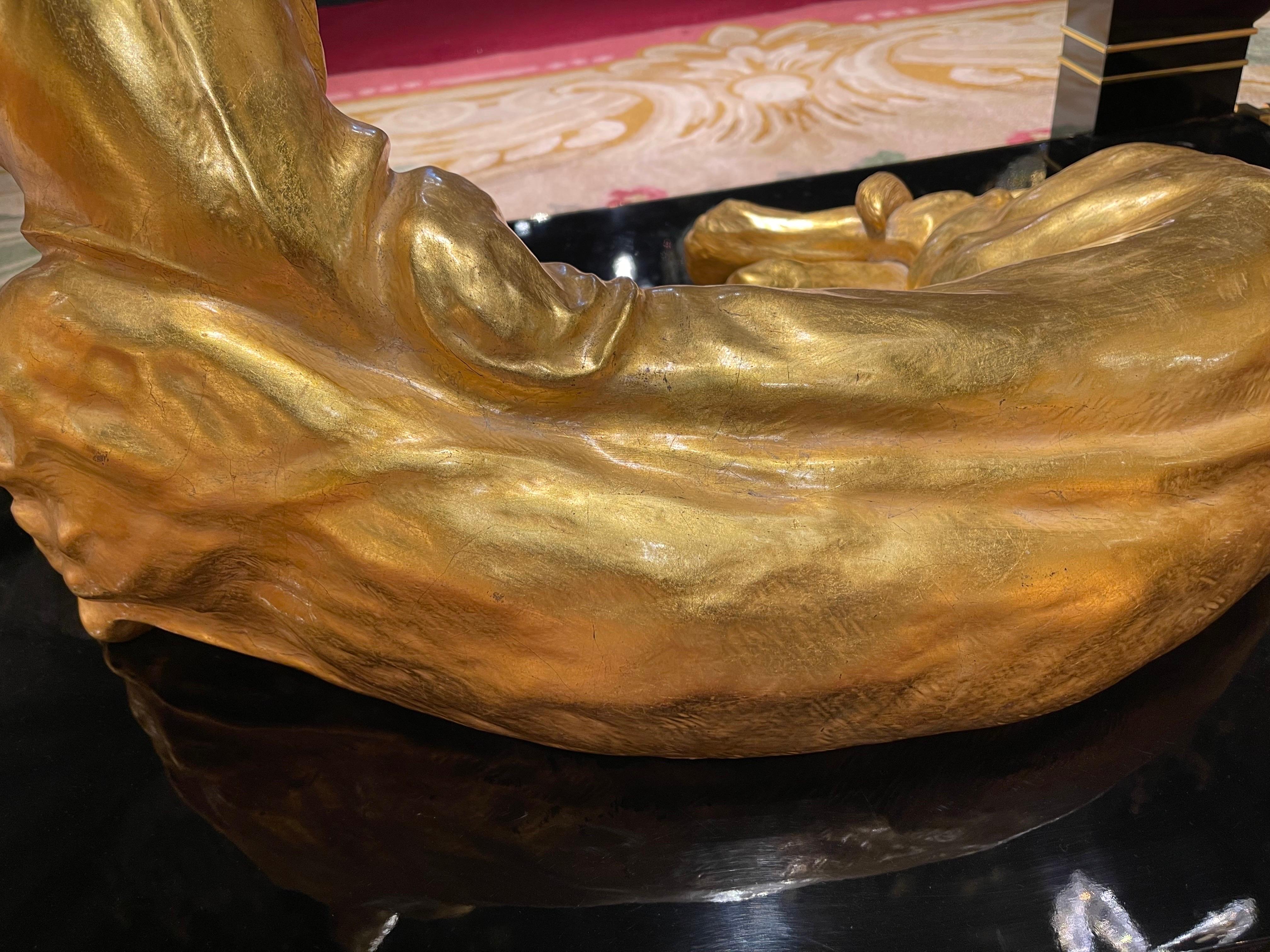 Luxurious Designer Coffee Table Panther Gold Plated with Piano Black In Good Condition In Berlin, DE