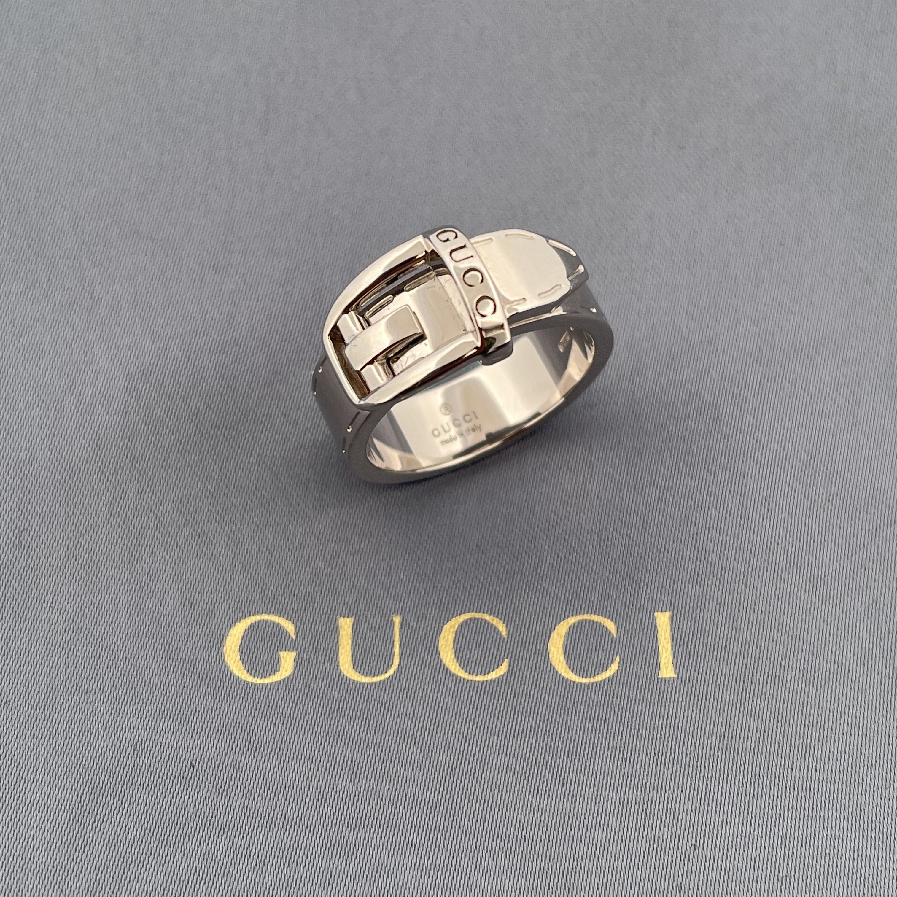 Luxurious Designer Gucci Belt Ring in 18K White Gold For Sale