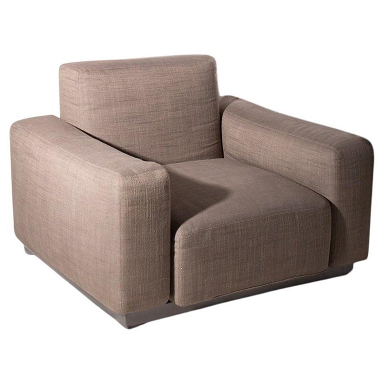 Luxurious Extendable Armchair by Zanotta For Sale at 1stDibs