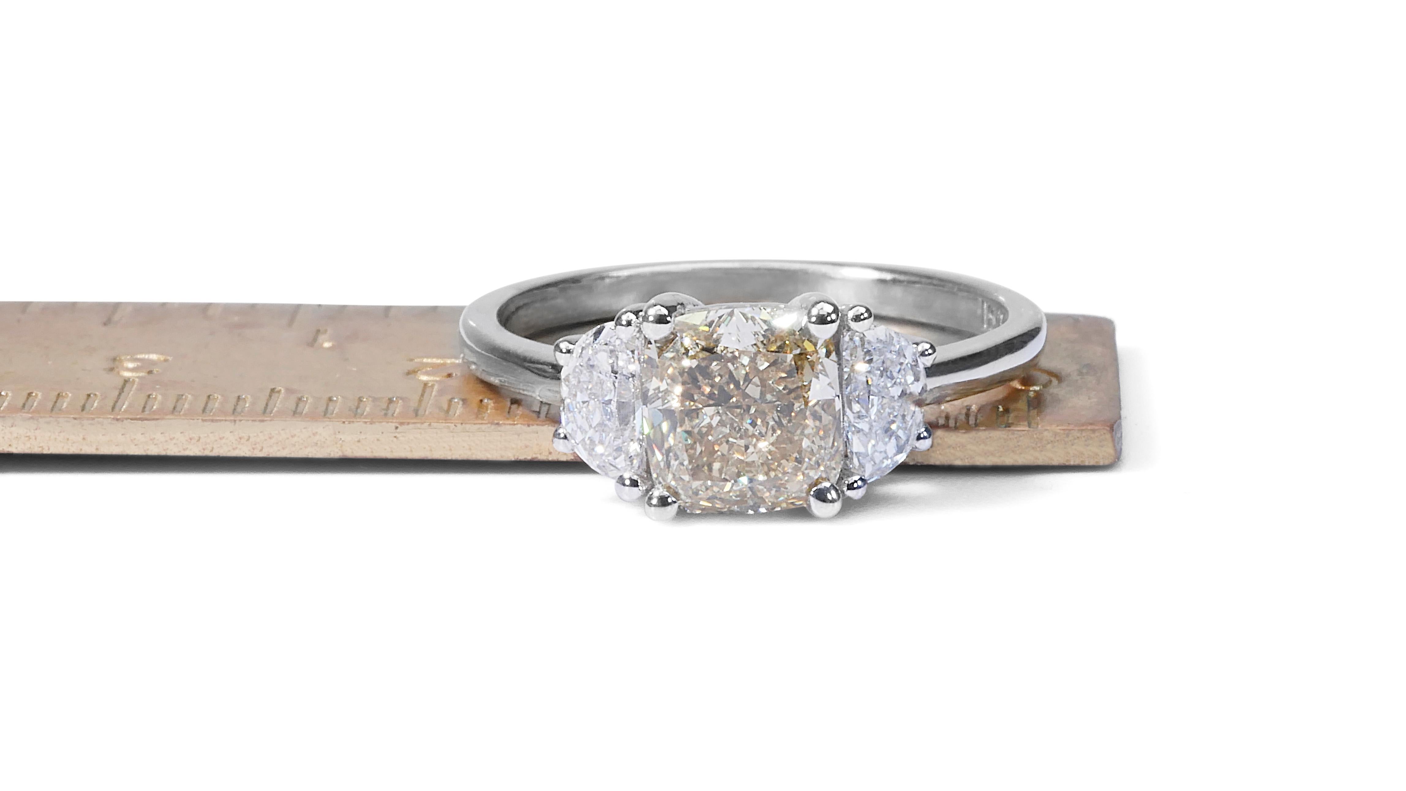 natural yellow diamond