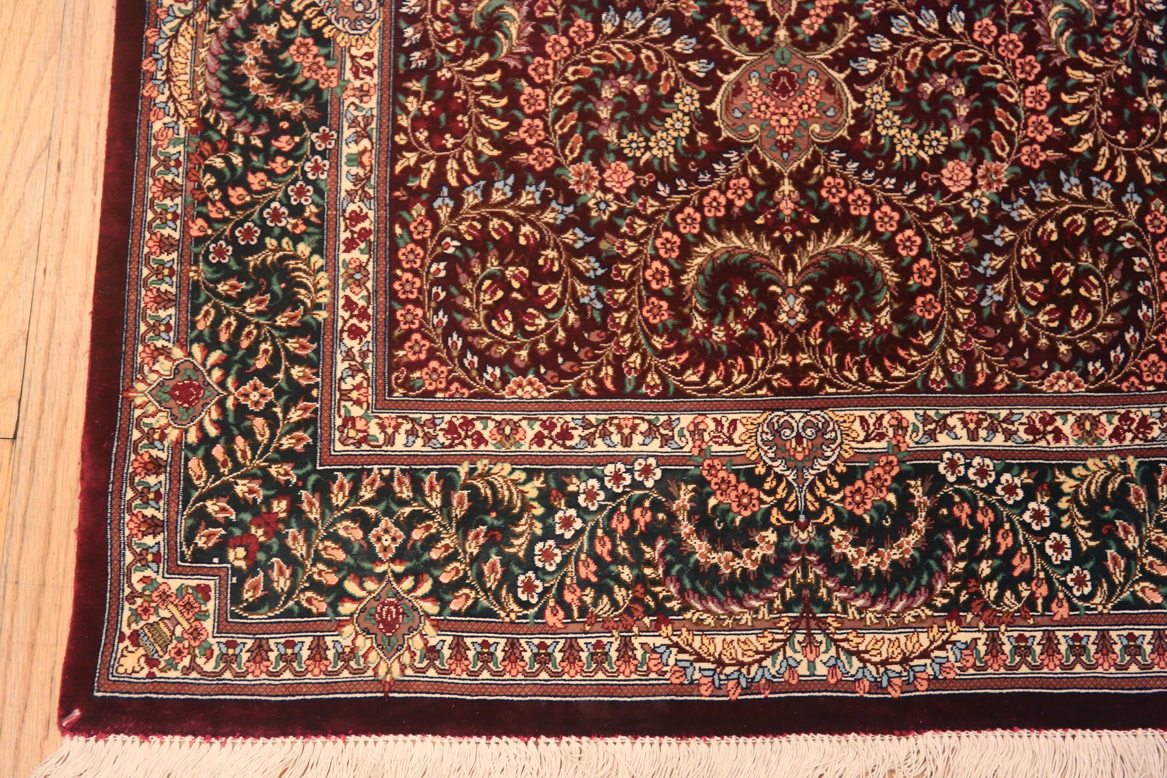 Tabriz Luxurious Fine Floral Vintage Persian Silk Qum Hallway Runner Rug 2'8