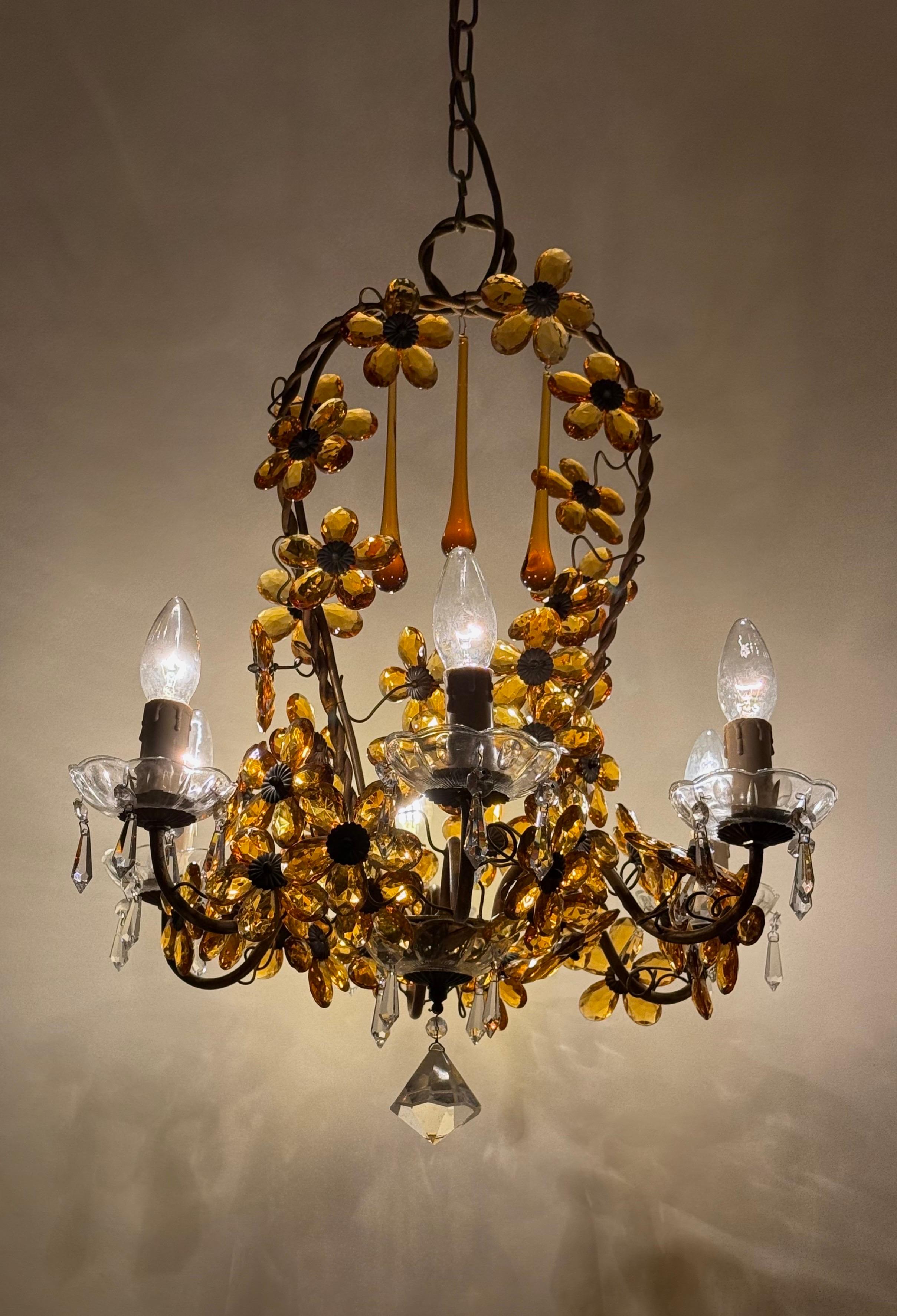 Lussuoso lampadario a cesto di fiori realizzato in  Cristalli color ambra in vendita 8