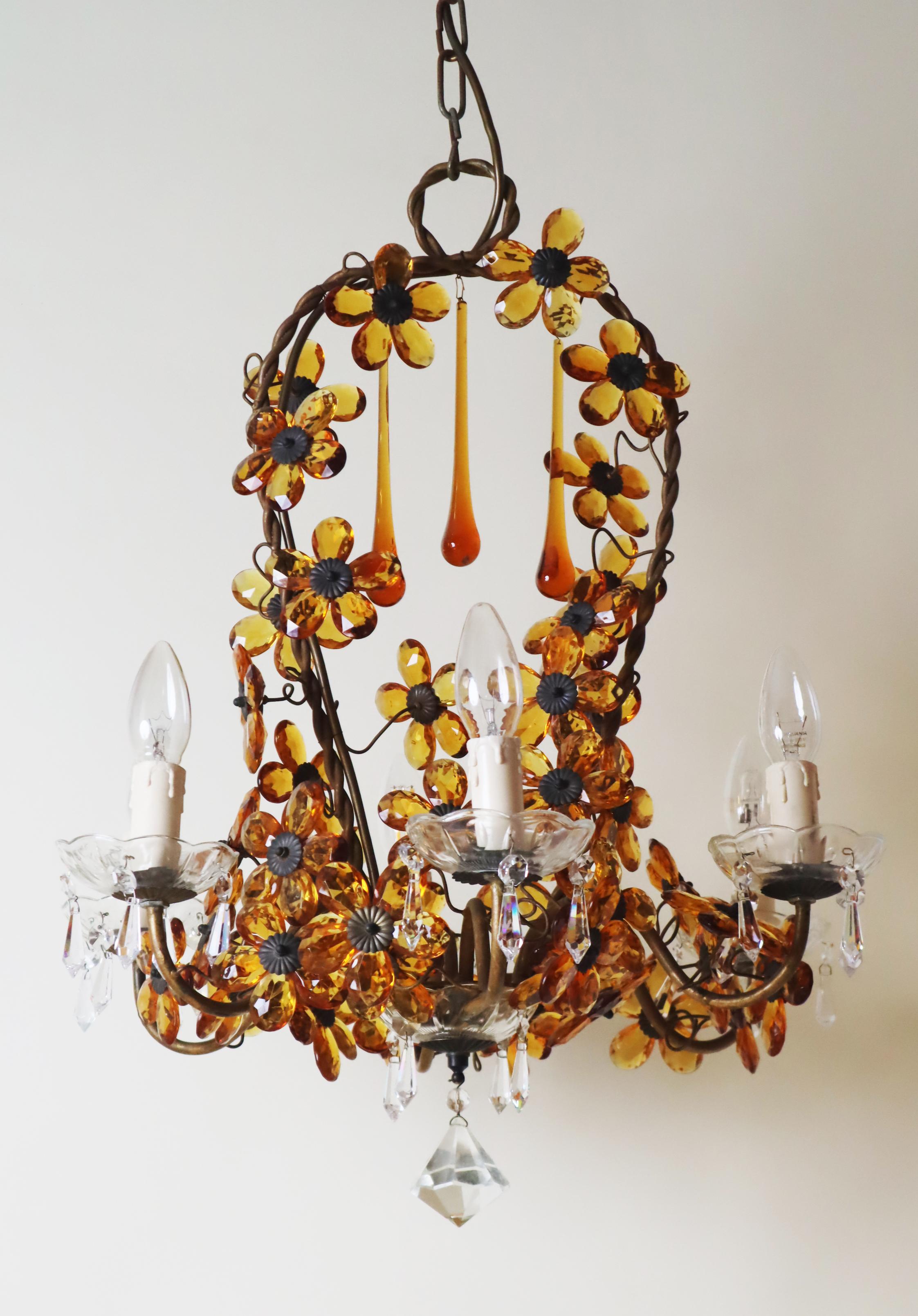 Lussuoso lampadario a cesto di fiori realizzato in  Cristalli color ambra in vendita 1