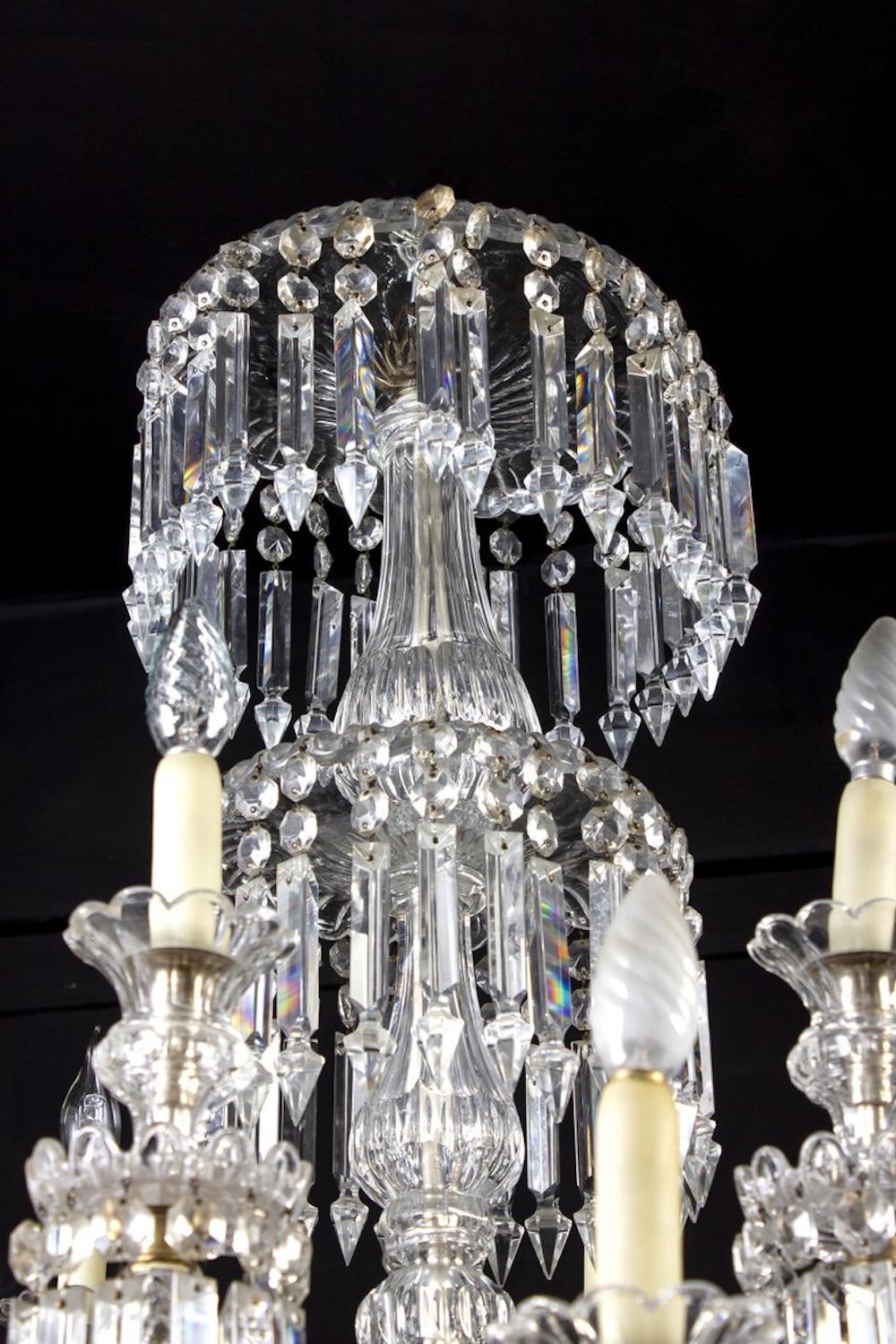 Luxurious French Crystal Chandelier, 1940' For Sale 3