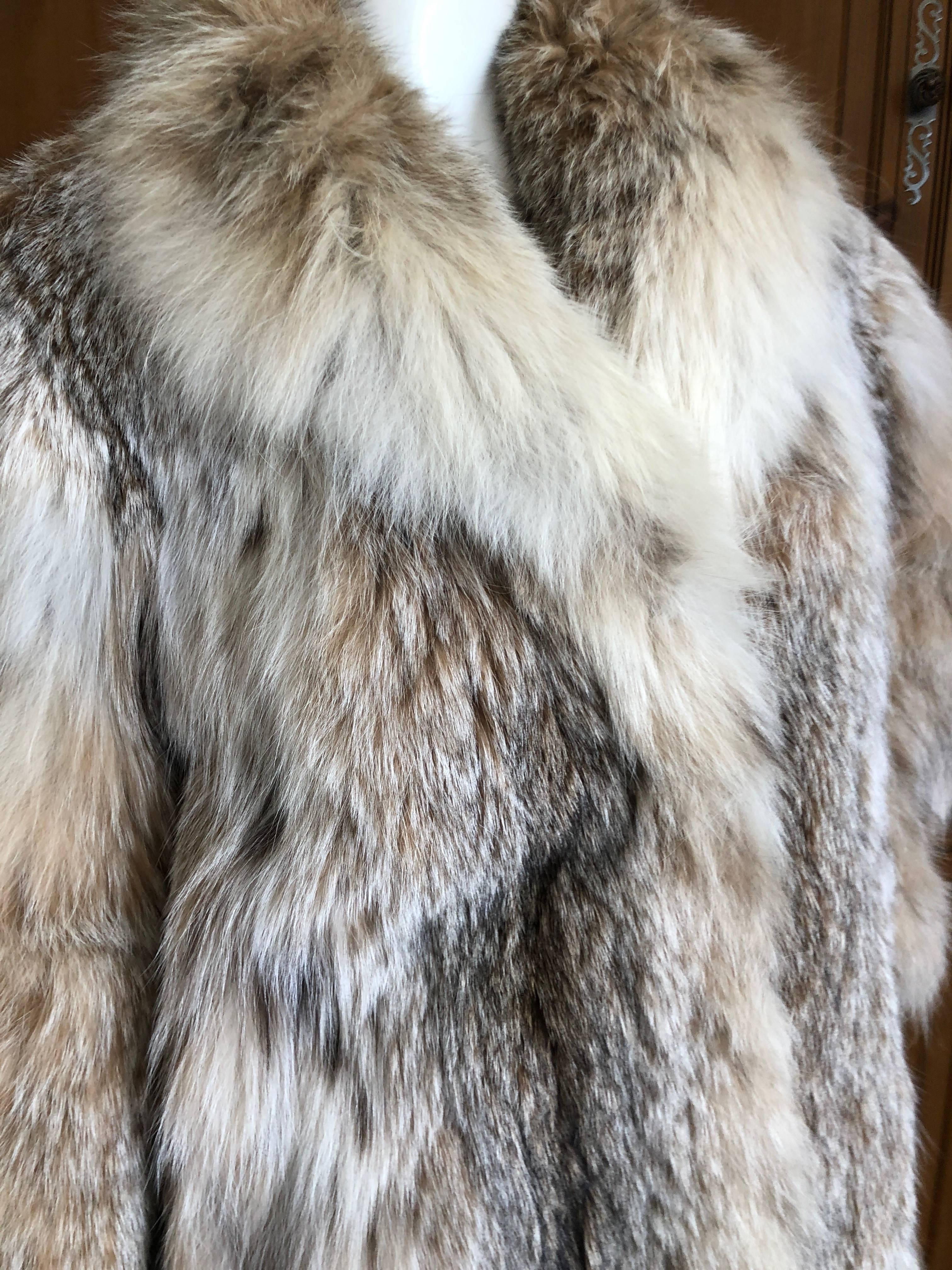 Luxurious Genuine Lynx Fur Stroller Coat For Sale 1