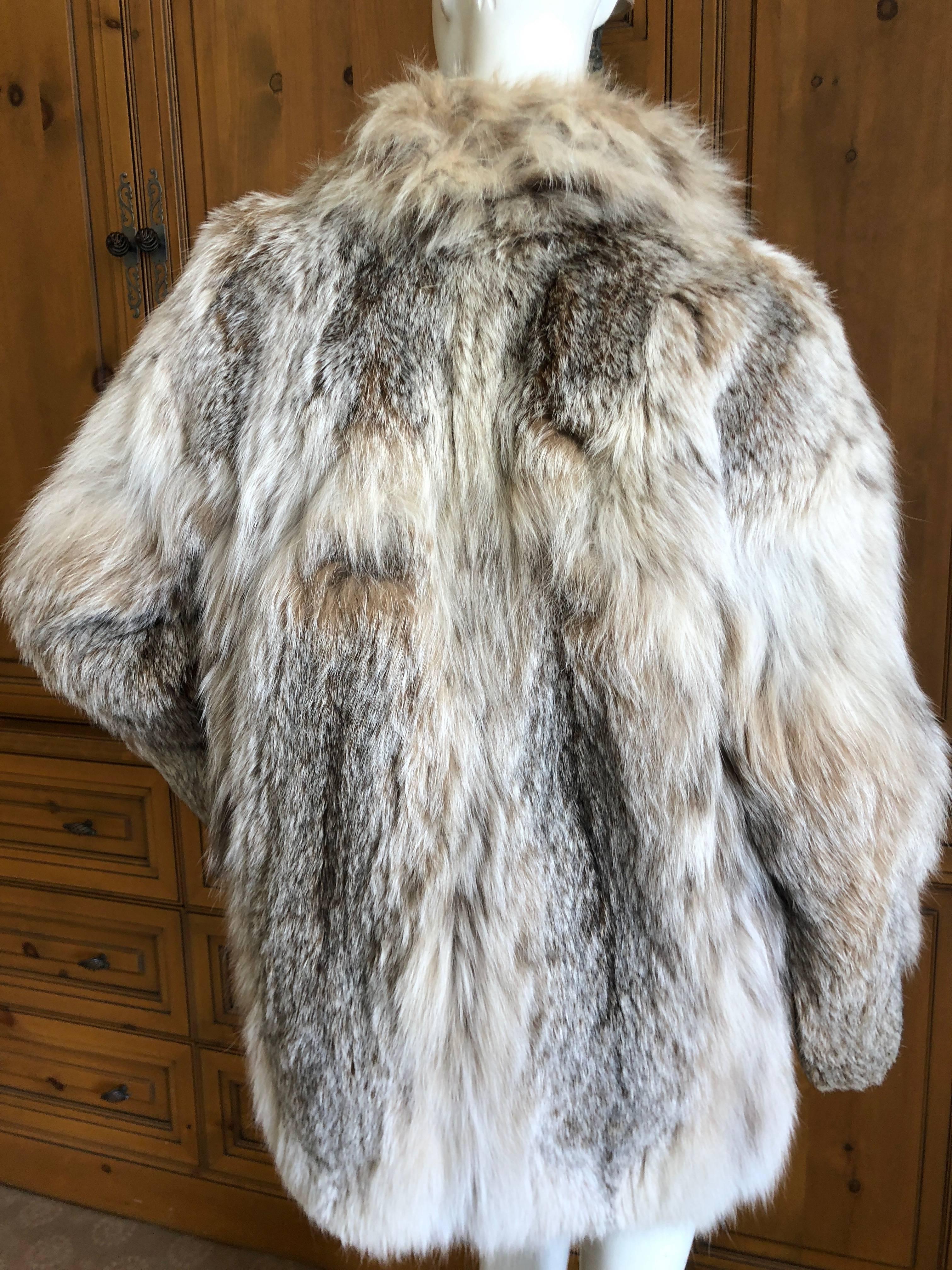 Luxurious Genuine Lynx Fur Stroller Coat For Sale 4